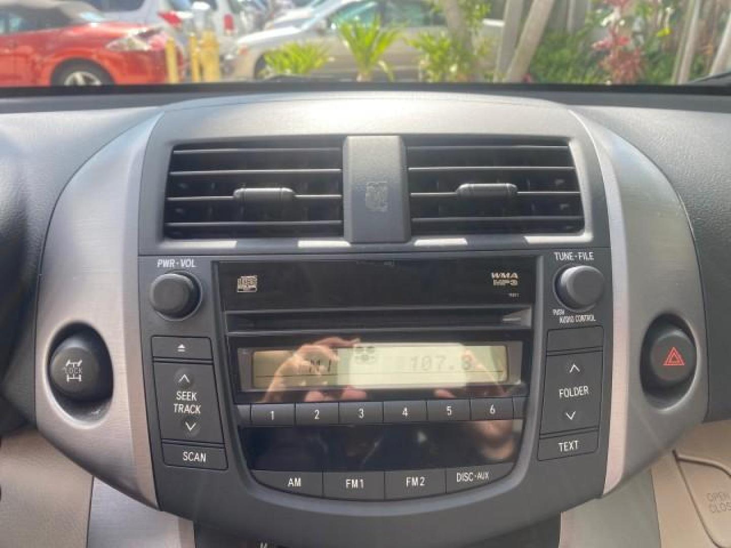 2007 Blizzard Pearl /Taupe Toyota RAV4 1 OWNER FL 24 SERVICES 4X4 (JTMBD33V376) with an 2.4L DOHC SFI 16-Valve VVT-i 4-Cyl Engine engine, Automatic transmission, located at 4701 North Dixie Hwy, Pompano Beach, FL, 33064, (954) 422-2889, 26.240938, -80.123474 - OUR WEBPAGE FLORIDACARS1.COM HAS OVER 100 PHOTOS AND FREE CARFAX LINK 2007 TOYOTA RAV4 VIN: JTMBD33V376029392 J T M B D 3 3 V 3 7 6 0 2 9 3 9 2 4 DOOR WAGON/SPORT UTILITY 2.4L I4 F DOHC 16V GASOLINE ALL WHEEL DRIVE Top Features 4WD/AWD Cloth Seats Basic Features ABS Brakes AM/FM Stereo Air Condition - Photo#44