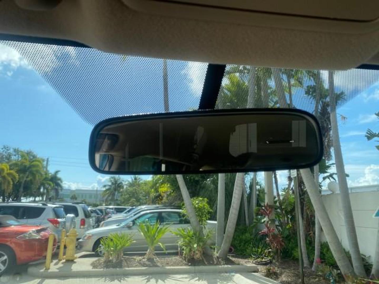 2007 Blizzard Pearl /Taupe Toyota RAV4 1 OWNER FL 24 SERVICES 4X4 (JTMBD33V376) with an 2.4L DOHC SFI 16-Valve VVT-i 4-Cyl Engine engine, Automatic transmission, located at 4701 North Dixie Hwy, Pompano Beach, FL, 33064, (954) 422-2889, 26.240938, -80.123474 - OUR WEBPAGE FLORIDACARS1.COM HAS OVER 100 PHOTOS AND FREE CARFAX LINK 2007 TOYOTA RAV4 VIN: JTMBD33V376029392 J T M B D 3 3 V 3 7 6 0 2 9 3 9 2 4 DOOR WAGON/SPORT UTILITY 2.4L I4 F DOHC 16V GASOLINE ALL WHEEL DRIVE Top Features 4WD/AWD Cloth Seats Basic Features ABS Brakes AM/FM Stereo Air Condition - Photo#52