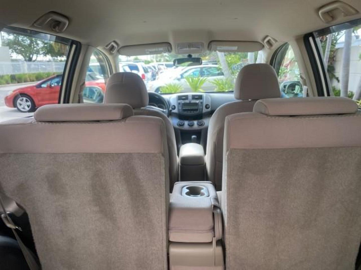 2007 Blizzard Pearl /Taupe Toyota RAV4 1 OWNER FL 24 SERVICES 4X4 (JTMBD33V376) with an 2.4L DOHC SFI 16-Valve VVT-i 4-Cyl Engine engine, Automatic transmission, located at 4701 North Dixie Hwy, Pompano Beach, FL, 33064, (954) 422-2889, 26.240938, -80.123474 - OUR WEBPAGE FLORIDACARS1.COM HAS OVER 100 PHOTOS AND FREE CARFAX LINK 2007 TOYOTA RAV4 VIN: JTMBD33V376029392 J T M B D 3 3 V 3 7 6 0 2 9 3 9 2 4 DOOR WAGON/SPORT UTILITY 2.4L I4 F DOHC 16V GASOLINE ALL WHEEL DRIVE Top Features 4WD/AWD Cloth Seats Basic Features ABS Brakes AM/FM Stereo Air Condition - Photo#83