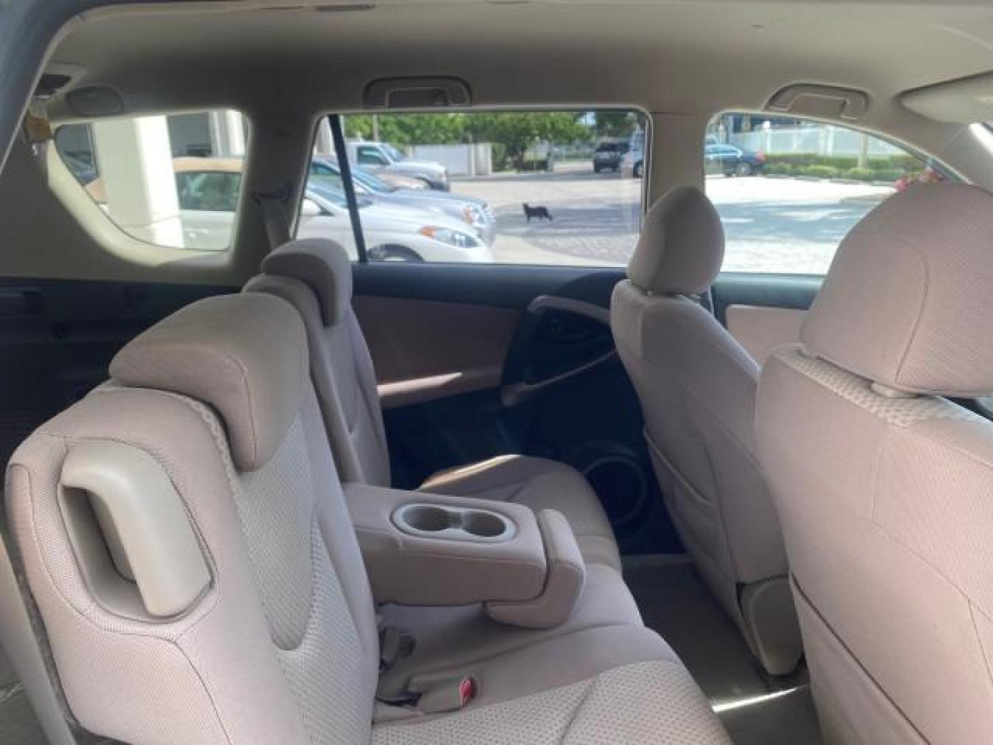 2007 Blizzard Pearl /Taupe Toyota RAV4 1 OWNER FL 24 SERVICES 4X4 (JTMBD33V376) with an 2.4L DOHC SFI 16-Valve VVT-i 4-Cyl Engine engine, Automatic transmission, located at 4701 North Dixie Hwy, Pompano Beach, FL, 33064, (954) 422-2889, 26.240938, -80.123474 - OUR WEBPAGE FLORIDACARS1.COM HAS OVER 100 PHOTOS AND FREE CARFAX LINK 2007 TOYOTA RAV4 VIN: JTMBD33V376029392 J T M B D 3 3 V 3 7 6 0 2 9 3 9 2 4 DOOR WAGON/SPORT UTILITY 2.4L I4 F DOHC 16V GASOLINE ALL WHEEL DRIVE Top Features 4WD/AWD Cloth Seats Basic Features ABS Brakes AM/FM Stereo Air Condition - Photo#91