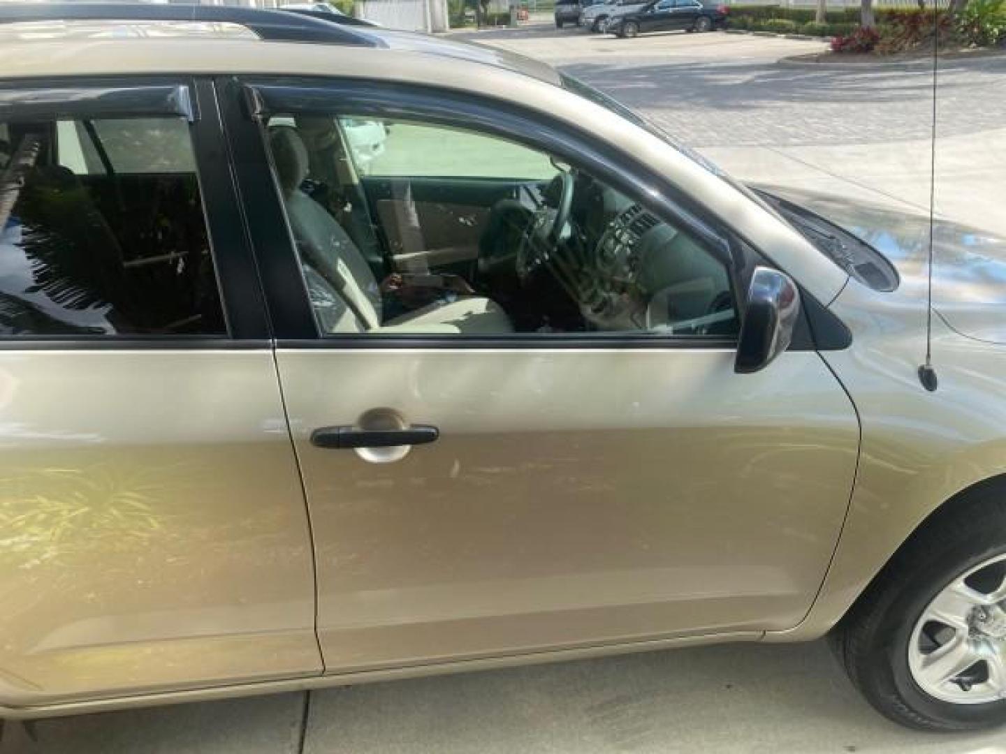 2007 Blizzard Pearl /Taupe Toyota RAV4 1 OWNER FL 24 SERVICES 4X4 (JTMBD33V376) with an 2.4L DOHC SFI 16-Valve VVT-i 4-Cyl Engine engine, Automatic transmission, located at 4701 North Dixie Hwy, Pompano Beach, FL, 33064, (954) 422-2889, 26.240938, -80.123474 - OUR WEBPAGE FLORIDACARS1.COM HAS OVER 100 PHOTOS AND FREE CARFAX LINK 2007 TOYOTA RAV4 VIN: JTMBD33V376029392 J T M B D 3 3 V 3 7 6 0 2 9 3 9 2 4 DOOR WAGON/SPORT UTILITY 2.4L I4 F DOHC 16V GASOLINE ALL WHEEL DRIVE Top Features 4WD/AWD Cloth Seats Basic Features ABS Brakes AM/FM Stereo Air Condition - Photo#95