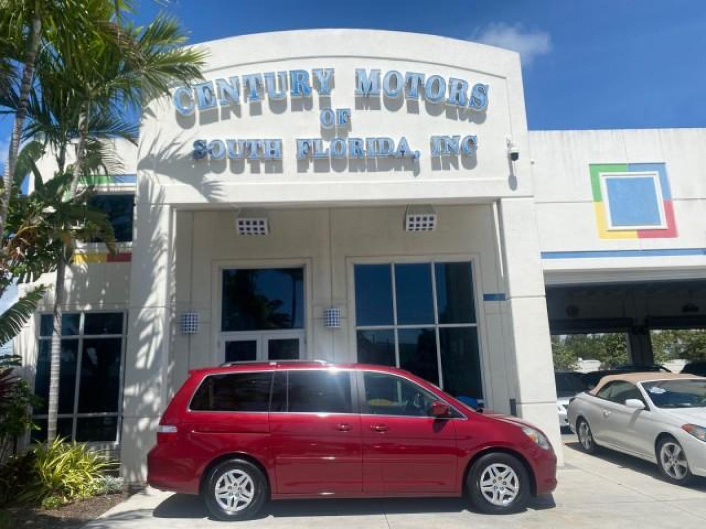 2006 Red Rock Pearl /Ivory Honda Odyssey EX-L 1 OWNER FLORIDA (5FNRL38646B) with an 3.5L SOHC MPFI 24-Valve i-VTEC V6 Engine engine, Automatic transmission, located at 4701 North Dixie Hwy, Pompano Beach, FL, 33064, (954) 422-2889, 26.240938, -80.123474 - OUR WEBPAGE FLORIDACARS1.COM HAS OVER 100 PHOTOS AND FREE CARFAX LINK 2006 HONDA ODYSSEY EX-L VIN: 5FNRL38646B441326 5 F N R L 3 8 6 4 6 B 4 4 1 3 2 6 VAN 3.5L V6 F SOHC 24V GASOLINE FRONT WHEEL DRIVE Top Features Alloy Wheels Fold-Away Third Row Front Seat Heaters Leather Seats Quad Seats Rear Air - Photo#0
