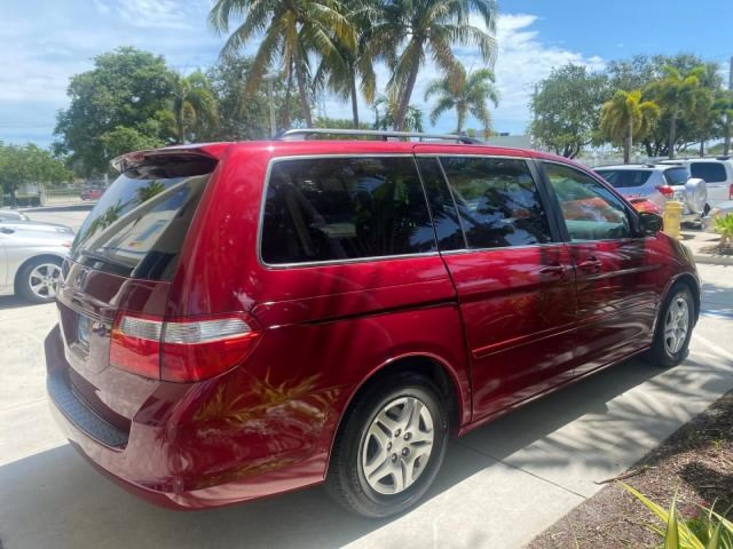 2006 Red Rock Pearl /Ivory Honda Odyssey EX-L 1 OWNER FLORIDA (5FNRL38646B) with an 3.5L SOHC MPFI 24-Valve i-VTEC V6 Engine engine, Automatic transmission, located at 4701 North Dixie Hwy, Pompano Beach, FL, 33064, (954) 422-2889, 26.240938, -80.123474 - OUR WEBPAGE FLORIDACARS1.COM HAS OVER 100 PHOTOS AND FREE CARFAX LINK 2006 HONDA ODYSSEY EX-L VIN: 5FNRL38646B441326 5 F N R L 3 8 6 4 6 B 4 4 1 3 2 6 VAN 3.5L V6 F SOHC 24V GASOLINE FRONT WHEEL DRIVE Top Features Alloy Wheels Fold-Away Third Row Front Seat Heaters Leather Seats Quad Seats Rear Air - Photo#7