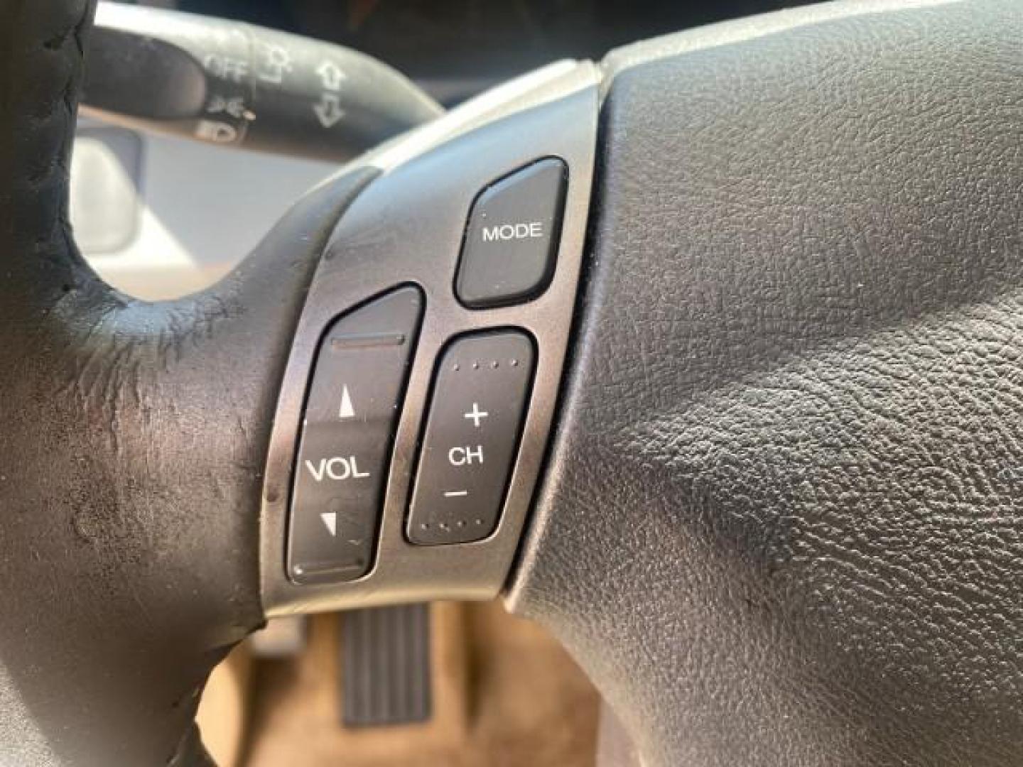 2006 Red Rock Pearl /Ivory Honda Odyssey EX-L 1 OWNER FLORIDA (5FNRL38646B) with an 3.5L SOHC MPFI 24-Valve i-VTEC V6 Engine engine, Automatic transmission, located at 4701 North Dixie Hwy, Pompano Beach, FL, 33064, (954) 422-2889, 26.240938, -80.123474 - OUR WEBPAGE FLORIDACARS1.COM HAS OVER 100 PHOTOS AND FREE CARFAX LINK 2006 HONDA ODYSSEY EX-L VIN: 5FNRL38646B441326 5 F N R L 3 8 6 4 6 B 4 4 1 3 2 6 VAN 3.5L V6 F SOHC 24V GASOLINE FRONT WHEEL DRIVE Top Features Alloy Wheels Fold-Away Third Row Front Seat Heaters Leather Seats Quad Seats Rear Air - Photo#39