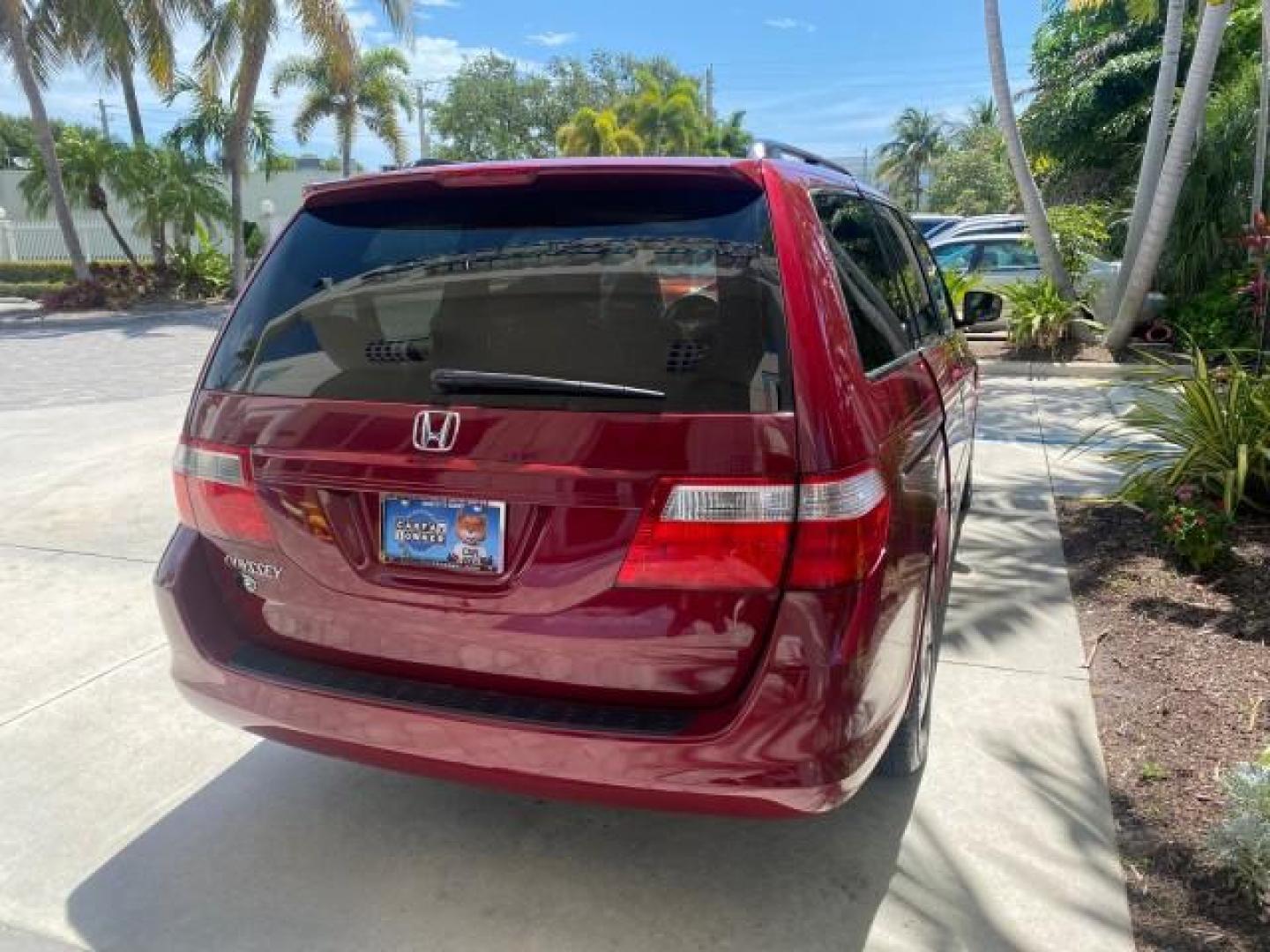 2006 Red Rock Pearl /Ivory Honda Odyssey EX-L 1 OWNER FLORIDA (5FNRL38646B) with an 3.5L SOHC MPFI 24-Valve i-VTEC V6 Engine engine, Automatic transmission, located at 4701 North Dixie Hwy, Pompano Beach, FL, 33064, (954) 422-2889, 26.240938, -80.123474 - OUR WEBPAGE FLORIDACARS1.COM HAS OVER 100 PHOTOS AND FREE CARFAX LINK 2006 HONDA ODYSSEY EX-L VIN: 5FNRL38646B441326 5 F N R L 3 8 6 4 6 B 4 4 1 3 2 6 VAN 3.5L V6 F SOHC 24V GASOLINE FRONT WHEEL DRIVE Top Features Alloy Wheels Fold-Away Third Row Front Seat Heaters Leather Seats Quad Seats Rear Air - Photo#79
