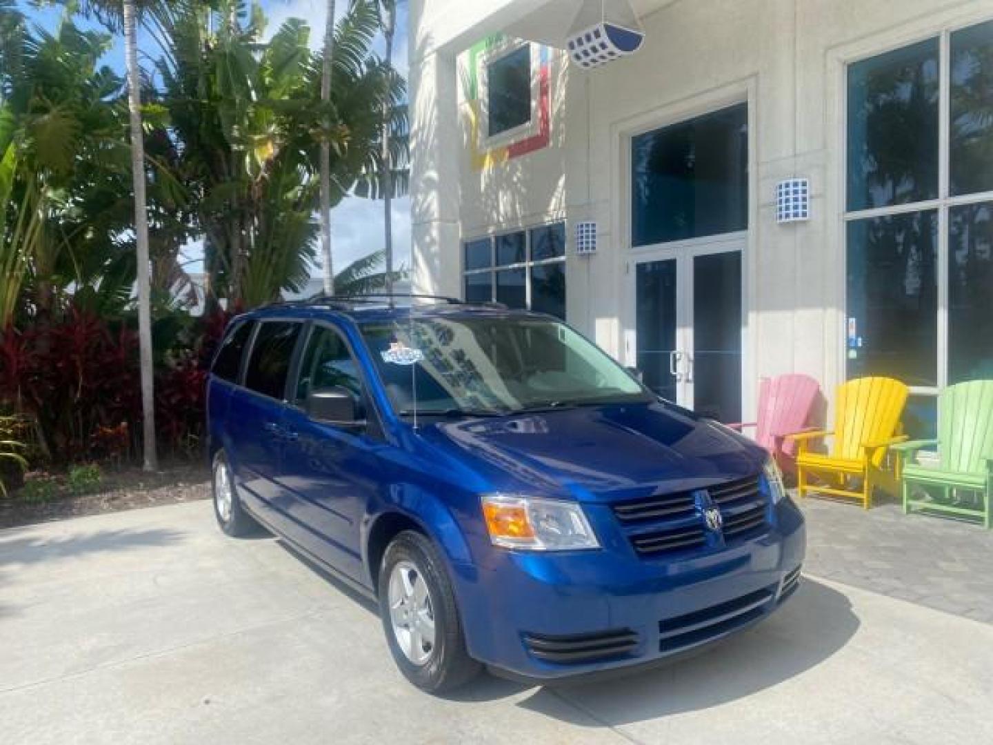 2010 Blackberry Pearl /Dark Slate/Light Shale Dodge Grand Caravan SE LOW MILES 38,027 1 OWNER (2D4RN4DEXAR) with an 3.3L OHV V6 Engine engine, Automatic transmission, located at 4701 North Dixie Hwy, Pompano Beach, FL, 33064, (954) 422-2889, 26.240938, -80.123474 - OUR WEBPAGE FLORIDACARS1.COM HAS OVER 100 PHOTOS AND FREE CARFAX LINK 2010 DODGE GRAND CARAVAN SE VIN: 2D4RN4DEXAR145272 2 D 4 R N 4 D E X A R 1 4 5 2 7 2 VAN 3.3L V6 F OHV 12V GASOLINE FRONT WHEEL DRIVE Top Features Alloy Wheels Bluetooth Technology Cloth Seats Fold-Away Third Row Power Hatch/Deck - Photo#1