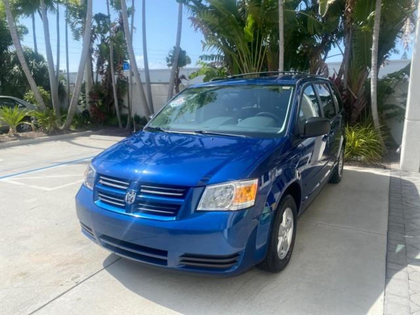 2010 Blackberry Pearl /Dark Slate/Light Shale Dodge Grand Caravan SE LOW MILES 38,027 1 OWNER (2D4RN4DEXAR) with an 3.3L OHV V6 Engine engine, Automatic transmission, located at 4701 North Dixie Hwy, Pompano Beach, FL, 33064, (954) 422-2889, 26.240938, -80.123474 - OUR WEBPAGE FLORIDACARS1.COM HAS OVER 100 PHOTOS AND FREE CARFAX LINK 2010 DODGE GRAND CARAVAN SE VIN: 2D4RN4DEXAR145272 2 D 4 R N 4 D E X A R 1 4 5 2 7 2 VAN 3.3L V6 F OHV 12V GASOLINE FRONT WHEEL DRIVE Top Features Alloy Wheels Bluetooth Technology Cloth Seats Fold-Away Third Row Power Hatch/Deck - Photo#3