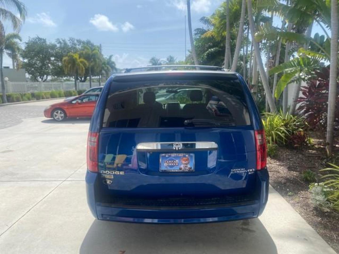 2010 Blackberry Pearl /Dark Slate/Light Shale Dodge Grand Caravan SE LOW MILES 38,027 1 OWNER (2D4RN4DEXAR) with an 3.3L OHV V6 Engine engine, Automatic transmission, located at 4701 North Dixie Hwy, Pompano Beach, FL, 33064, (954) 422-2889, 26.240938, -80.123474 - OUR WEBPAGE FLORIDACARS1.COM HAS OVER 100 PHOTOS AND FREE CARFAX LINK 2010 DODGE GRAND CARAVAN SE VIN: 2D4RN4DEXAR145272 2 D 4 R N 4 D E X A R 1 4 5 2 7 2 VAN 3.3L V6 F OHV 12V GASOLINE FRONT WHEEL DRIVE Top Features Alloy Wheels Bluetooth Technology Cloth Seats Fold-Away Third Row Power Hatch/Deck - Photo#6