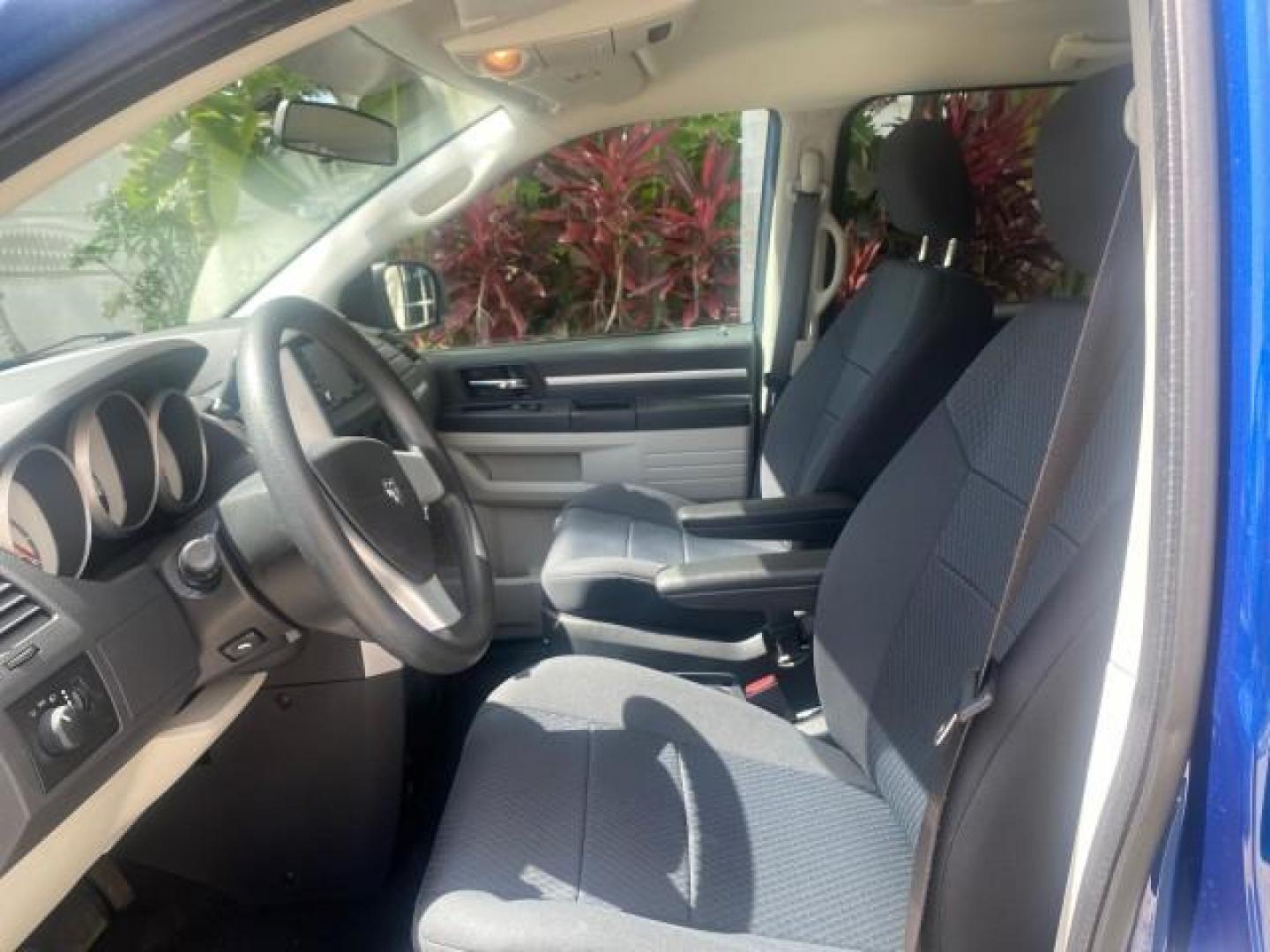 2010 Blackberry Pearl /Dark Slate/Light Shale Dodge Grand Caravan SE LOW MILES 38,027 1 OWNER (2D4RN4DEXAR) with an 3.3L OHV V6 Engine engine, Automatic transmission, located at 4701 North Dixie Hwy, Pompano Beach, FL, 33064, (954) 422-2889, 26.240938, -80.123474 - OUR WEBPAGE FLORIDACARS1.COM HAS OVER 100 PHOTOS AND FREE CARFAX LINK 2010 DODGE GRAND CARAVAN SE VIN: 2D4RN4DEXAR145272 2 D 4 R N 4 D E X A R 1 4 5 2 7 2 VAN 3.3L V6 F OHV 12V GASOLINE FRONT WHEEL DRIVE Top Features Alloy Wheels Bluetooth Technology Cloth Seats Fold-Away Third Row Power Hatch/Deck - Photo#33