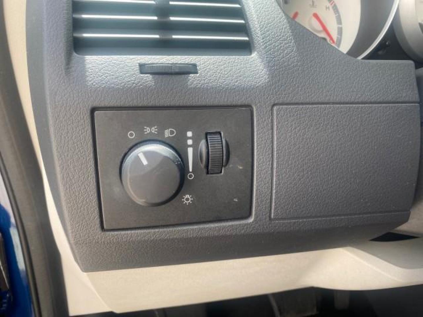 2010 Blackberry Pearl /Dark Slate/Light Shale Dodge Grand Caravan SE LOW MILES 38,027 1 OWNER (2D4RN4DEXAR) with an 3.3L OHV V6 Engine engine, Automatic transmission, located at 4701 North Dixie Hwy, Pompano Beach, FL, 33064, (954) 422-2889, 26.240938, -80.123474 - OUR WEBPAGE FLORIDACARS1.COM HAS OVER 100 PHOTOS AND FREE CARFAX LINK 2010 DODGE GRAND CARAVAN SE VIN: 2D4RN4DEXAR145272 2 D 4 R N 4 D E X A R 1 4 5 2 7 2 VAN 3.3L V6 F OHV 12V GASOLINE FRONT WHEEL DRIVE Top Features Alloy Wheels Bluetooth Technology Cloth Seats Fold-Away Third Row Power Hatch/Deck - Photo#41