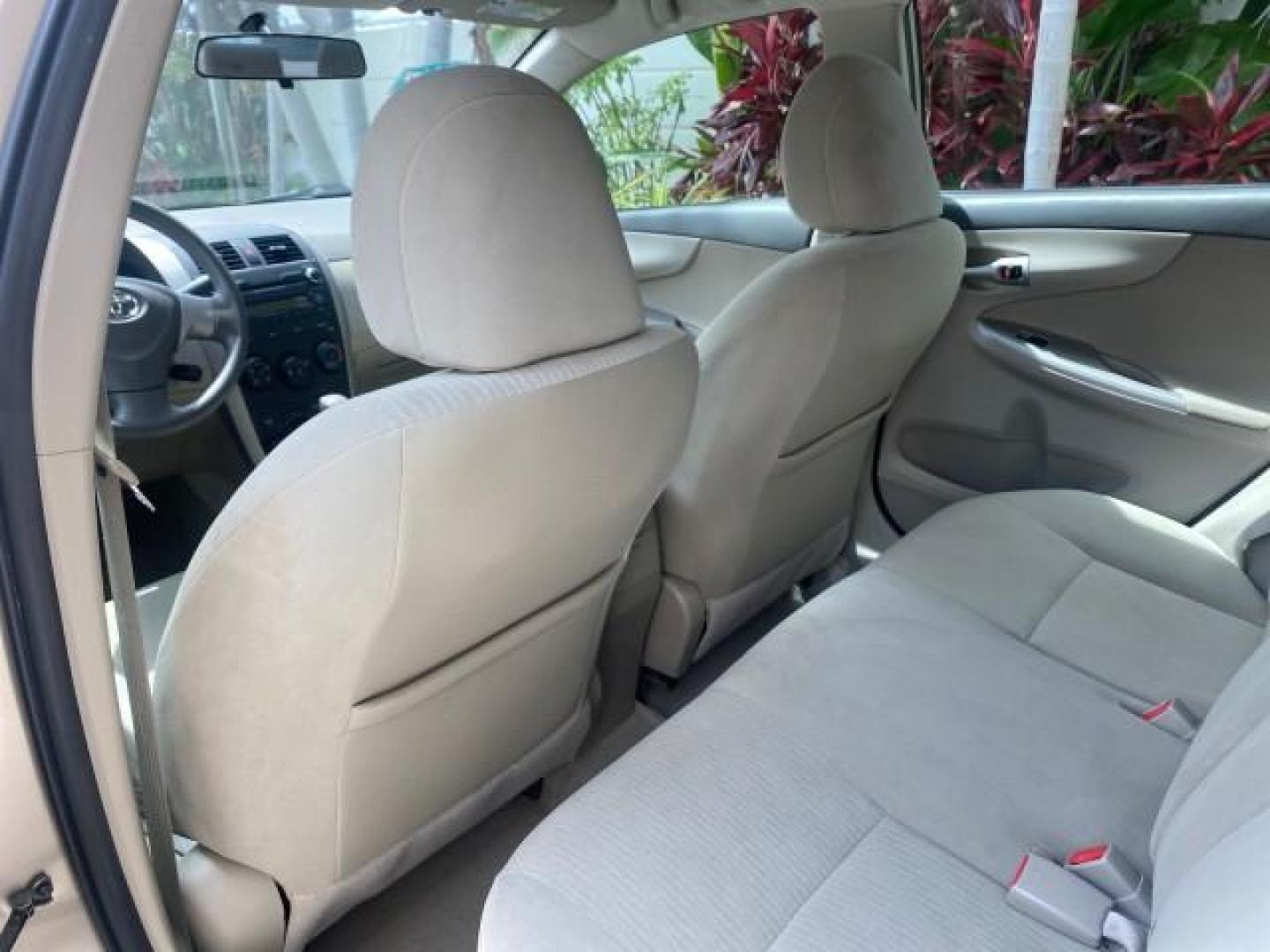 2010 Desert Sand Mica /Bisque Toyota Corolla LE LOW MILES 37,834 (1NXBU4EE1AZ) with an 1.8L DOHC SFI 16-Valve VVT-i 4-Cyl Engine engine, Automatic transmission, located at 4701 North Dixie Hwy, Pompano Beach, FL, 33064, (954) 422-2889, 26.240938, -80.123474 - OUR WEBPAGE FLORIDACARS1.COM HAS OVER 100 PHOTOS AND FREE CARFAX LINK 2010 TOYOTA COROLLA LE 35 mpg VIN: 1NXBU4EE1AZ270742 1 N X B U 4 E E 1 A Z 2 7 0 7 4 2 SEDAN 4 DR 1.8L I4 F DOHC 16V GASOLINE FRONT WHEEL DRIVE Top Features Cloth Seats Satellite Radio Ready Basic Features ABS Brakes AM/FM Stereo - Photo#69