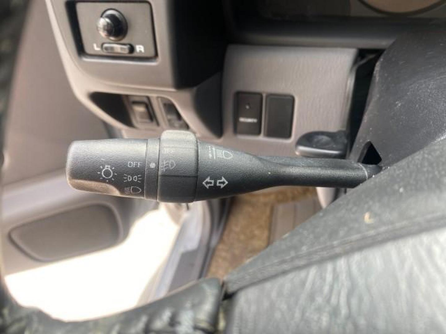 2000 Silver Ice Metallic /Gray Nissan Frontier 2WD SE 1 OWNER V6 AC NICE (1N6ED26T0YC) with an 3.3L SOHC SMPI V6 Engine engine, Automatic transmission, located at 4701 North Dixie Hwy, Pompano Beach, FL, 33064, (954) 422-2889, 26.240938, -80.123474 - OUR WEBPAGE FLORIDACARS1.COM HAS OVER 100 PHOTOS AND FREE CARFAX LINK 2000 NISSAN FRONTIER XE DESERT RUNNER VIN: 1N6ED26T0YC315234 1 N 6 E D 2 6 T 0 Y C 3 1 5 2 3 4 CLUB CAB PICKUP 3.3L V6 F SOHC 12V GASOLINE REAR WHEEL DRIVE Top Features Alloy Wheels Cloth Seats Running Boards Sport Package Sunroof - Photo#41