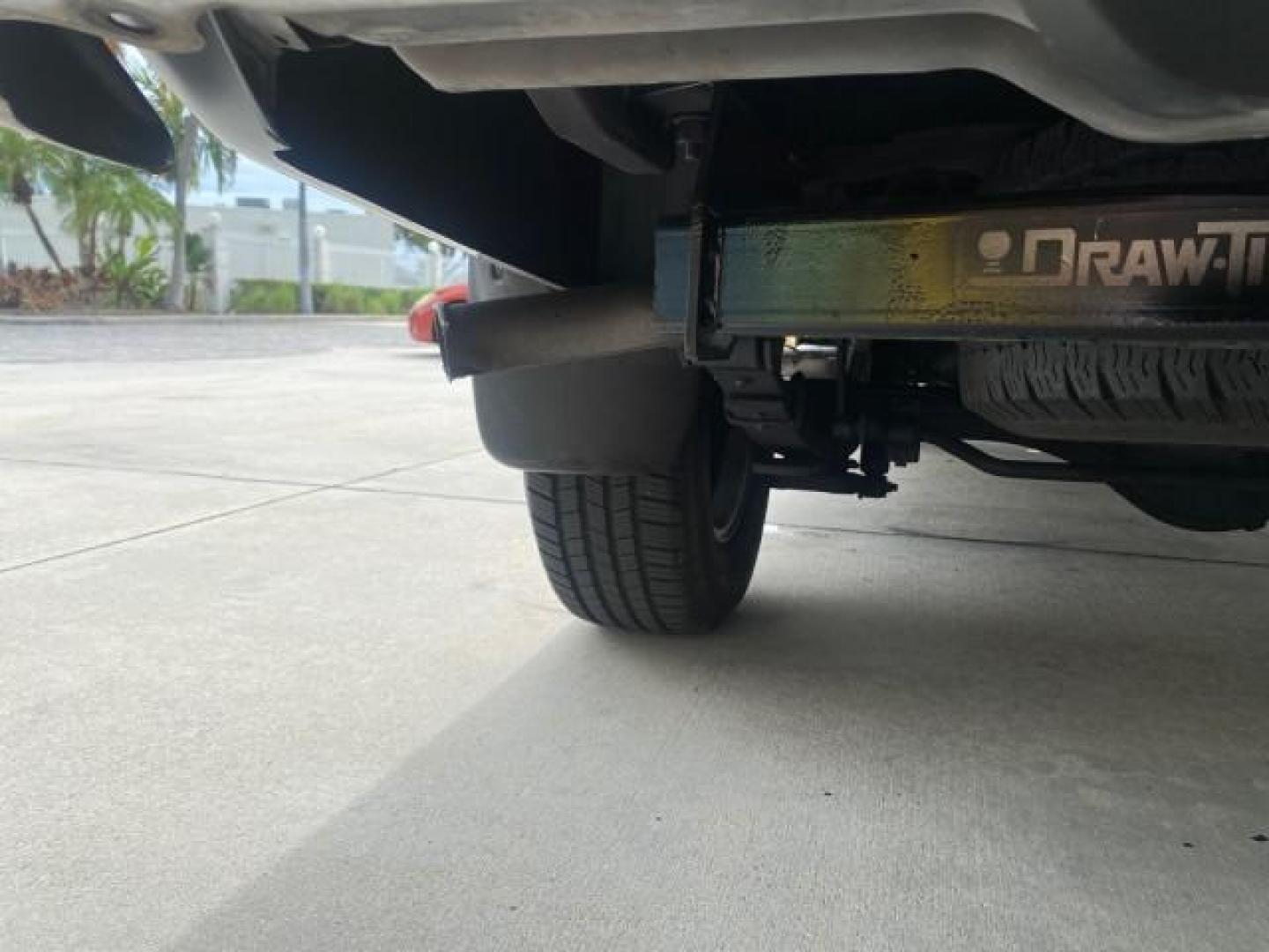 2000 Silver Ice Metallic /Gray Nissan Frontier 2WD SE 1 OWNER V6 AC NICE (1N6ED26T0YC) with an 3.3L SOHC SMPI V6 Engine engine, Automatic transmission, located at 4701 North Dixie Hwy, Pompano Beach, FL, 33064, (954) 422-2889, 26.240938, -80.123474 - OUR WEBPAGE FLORIDACARS1.COM HAS OVER 100 PHOTOS AND FREE CARFAX LINK 2000 NISSAN FRONTIER XE DESERT RUNNER VIN: 1N6ED26T0YC315234 1 N 6 E D 2 6 T 0 Y C 3 1 5 2 3 4 CLUB CAB PICKUP 3.3L V6 F SOHC 12V GASOLINE REAR WHEEL DRIVE Top Features Alloy Wheels Cloth Seats Running Boards Sport Package Sunroof - Photo#90