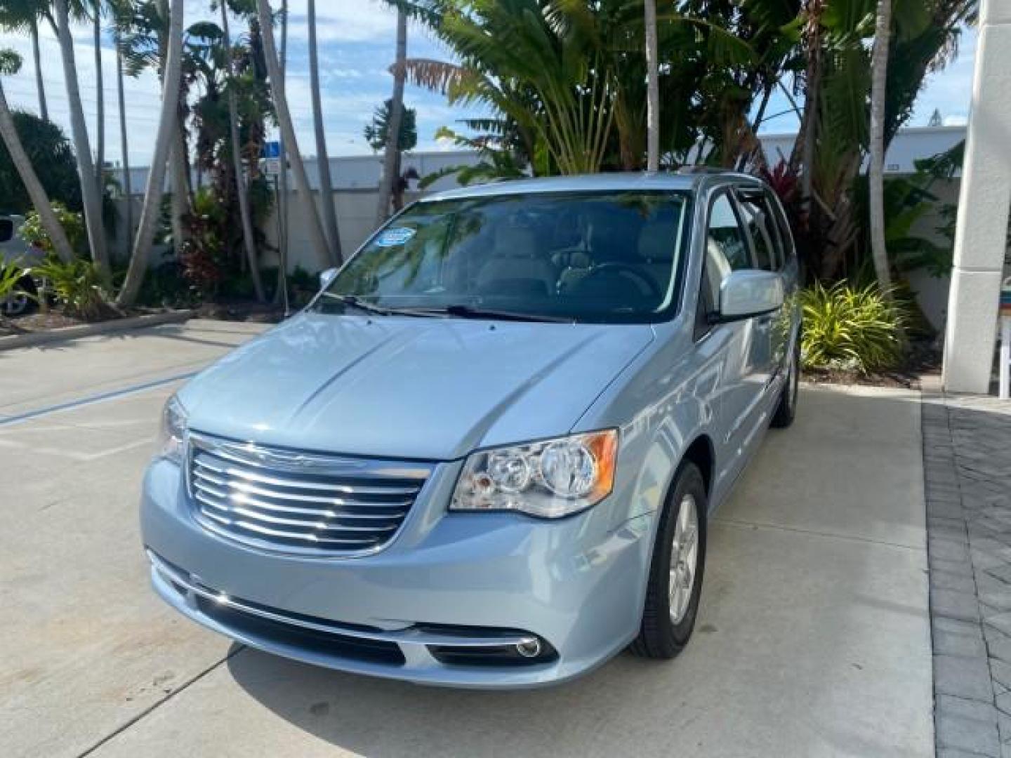 2012 Crystal Blue Pearl /Black/Light Graystone Interior Chrysler Town and Country HANDICAP LIFT LOW MILES 32,124 (2C4RC1BG6CR) with an 3.6L V6 Cylinder Engine engine, Automatic transmission, located at 4701 North Dixie Hwy, Pompano Beach, FL, 33064, (954) 422-2889, 26.240938, -80.123474 - OUR WEBPAGE FLORIDACARS1.COM HAS OVER 100 PHOTOS AND FREE CARFAX LINK 2012 CHRYSLER TOWN AND COUNTRY TOURING HANDICAP LIFT WORKS GREAT ! VIN: 2C4RC1BG6CR301509 2 C 4 R C 1 B G 6 C R 3 0 1 5 0 9 VAN 3.6L V6 F DOHC 24V GASOLINE FRONT WHEEL DRIVE Top Features Alloy Wheels Bluetooth Technology Fold-Away - Photo#3