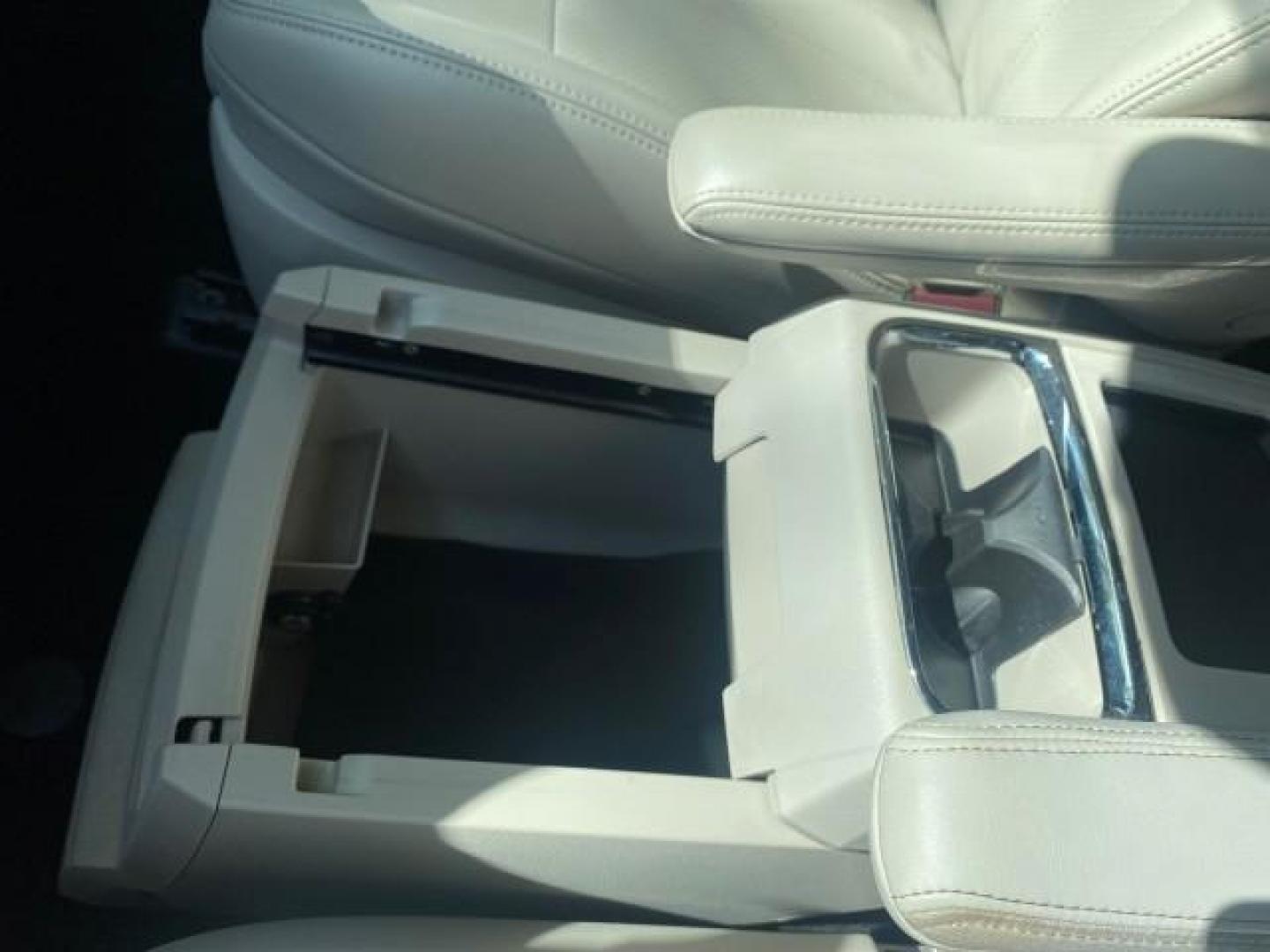 2012 Crystal Blue Pearl /Black/Light Graystone Interior Chrysler Town and Country HANDICAP LIFT LOW MILES 32,124 (2C4RC1BG6CR) with an 3.6L V6 Cylinder Engine engine, Automatic transmission, located at 4701 North Dixie Hwy, Pompano Beach, FL, 33064, (954) 422-2889, 26.240938, -80.123474 - OUR WEBPAGE FLORIDACARS1.COM HAS OVER 100 PHOTOS AND FREE CARFAX LINK 2012 CHRYSLER TOWN AND COUNTRY TOURING HANDICAP LIFT WORKS GREAT ! VIN: 2C4RC1BG6CR301509 2 C 4 R C 1 B G 6 C R 3 0 1 5 0 9 VAN 3.6L V6 F DOHC 24V GASOLINE FRONT WHEEL DRIVE Top Features Alloy Wheels Bluetooth Technology Fold-Away - Photo#55