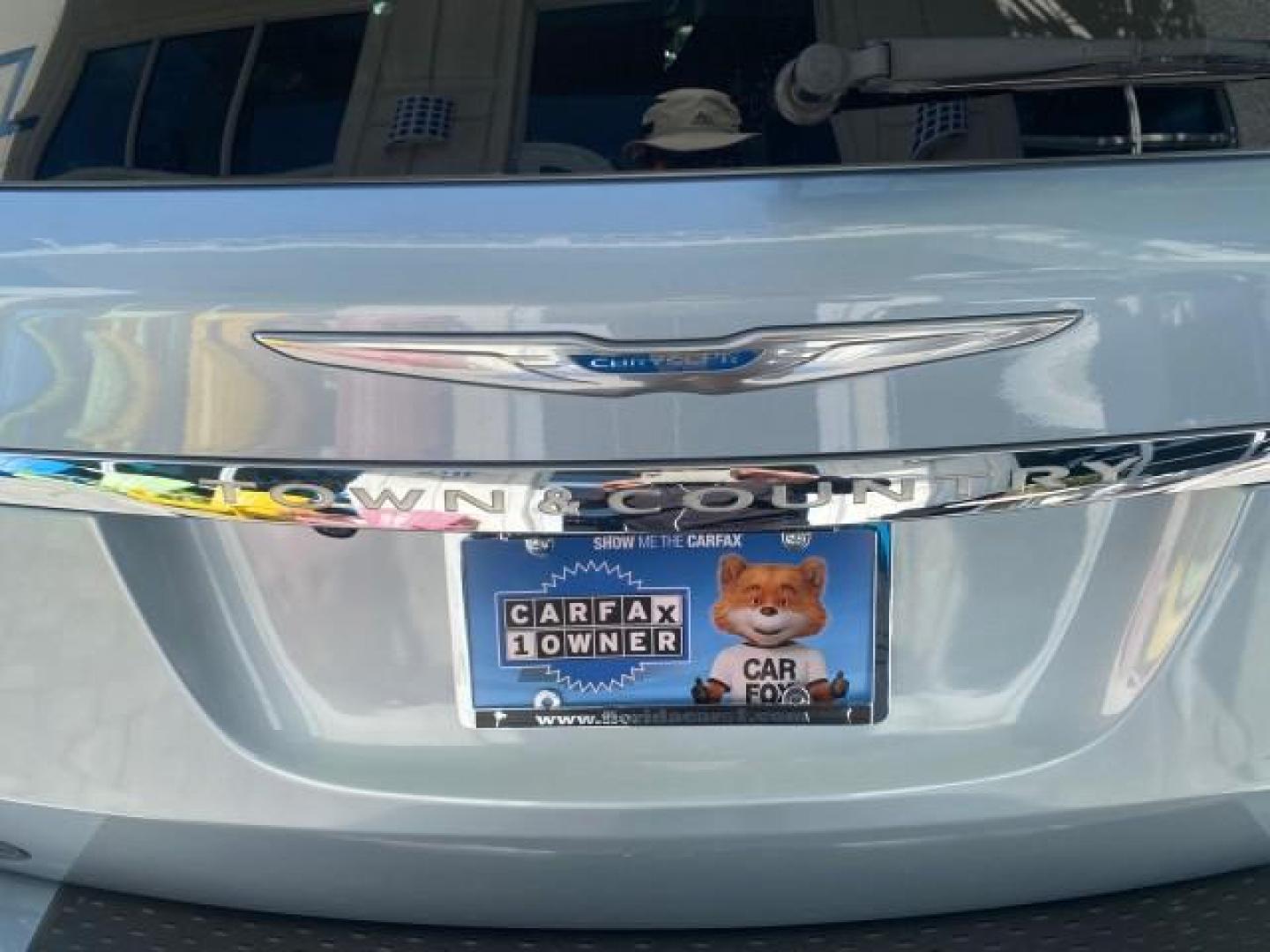 2012 Crystal Blue Pearl /Black/Light Graystone Interior Chrysler Town and Country HANDICAP LIFT LOW MILES 32,124 (2C4RC1BG6CR) with an 3.6L V6 Cylinder Engine engine, Automatic transmission, located at 4701 North Dixie Hwy, Pompano Beach, FL, 33064, (954) 422-2889, 26.240938, -80.123474 - OUR WEBPAGE FLORIDACARS1.COM HAS OVER 100 PHOTOS AND FREE CARFAX LINK 2012 CHRYSLER TOWN AND COUNTRY TOURING HANDICAP LIFT WORKS GREAT ! VIN: 2C4RC1BG6CR301509 2 C 4 R C 1 B G 6 C R 3 0 1 5 0 9 VAN 3.6L V6 F DOHC 24V GASOLINE FRONT WHEEL DRIVE Top Features Alloy Wheels Bluetooth Technology Fold-Away - Photo#84