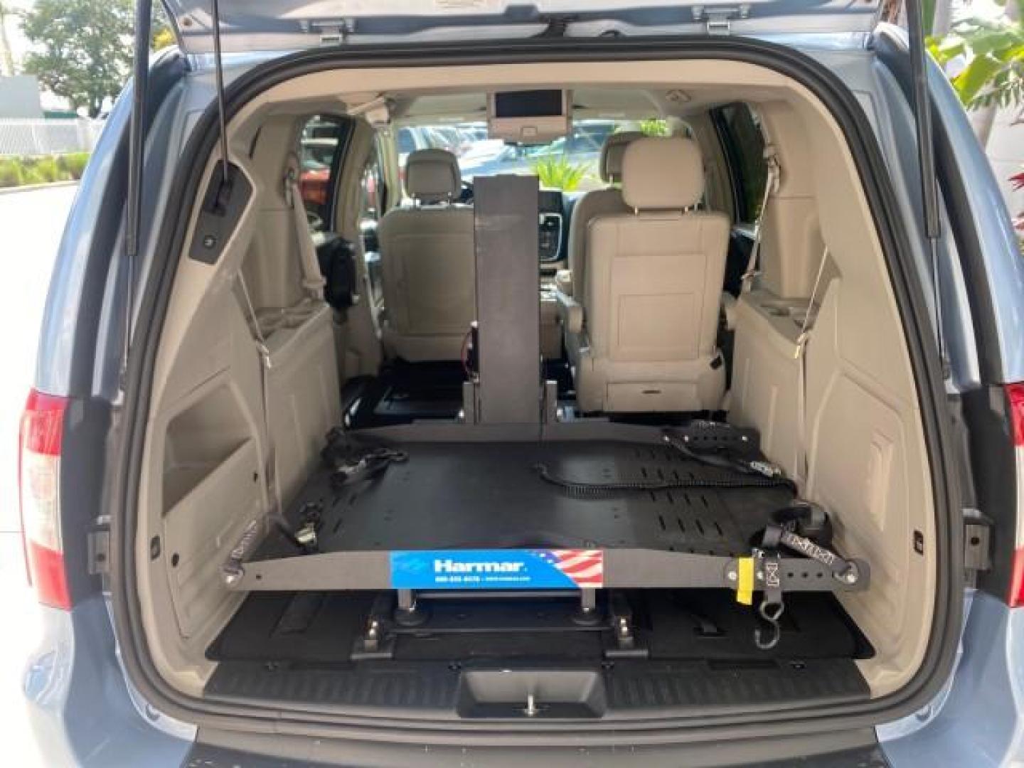2012 Crystal Blue Pearl /Black/Light Graystone Interior Chrysler Town and Country HANDICAP LIFT LOW MILES 32,124 (2C4RC1BG6CR) with an 3.6L V6 Cylinder Engine engine, Automatic transmission, located at 4701 North Dixie Hwy, Pompano Beach, FL, 33064, (954) 422-2889, 26.240938, -80.123474 - OUR WEBPAGE FLORIDACARS1.COM HAS OVER 100 PHOTOS AND FREE CARFAX LINK 2012 CHRYSLER TOWN AND COUNTRY TOURING HANDICAP LIFT WORKS GREAT ! VIN: 2C4RC1BG6CR301509 2 C 4 R C 1 B G 6 C R 3 0 1 5 0 9 VAN 3.6L V6 F DOHC 24V GASOLINE FRONT WHEEL DRIVE Top Features Alloy Wheels Bluetooth Technology Fold-Away - Photo#87
