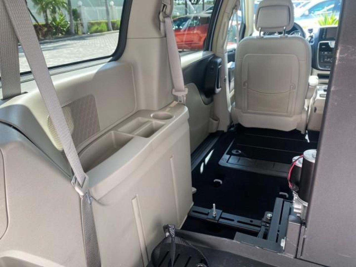 2012 Crystal Blue Pearl /Black/Light Graystone Interior Chrysler Town and Country HANDICAP LIFT LOW MILES 32,124 (2C4RC1BG6CR) with an 3.6L V6 Cylinder Engine engine, Automatic transmission, located at 4701 North Dixie Hwy, Pompano Beach, FL, 33064, (954) 422-2889, 26.240938, -80.123474 - OUR WEBPAGE FLORIDACARS1.COM HAS OVER 100 PHOTOS AND FREE CARFAX LINK 2012 CHRYSLER TOWN AND COUNTRY TOURING HANDICAP LIFT WORKS GREAT ! VIN: 2C4RC1BG6CR301509 2 C 4 R C 1 B G 6 C R 3 0 1 5 0 9 VAN 3.6L V6 F DOHC 24V GASOLINE FRONT WHEEL DRIVE Top Features Alloy Wheels Bluetooth Technology Fold-Away - Photo#90
