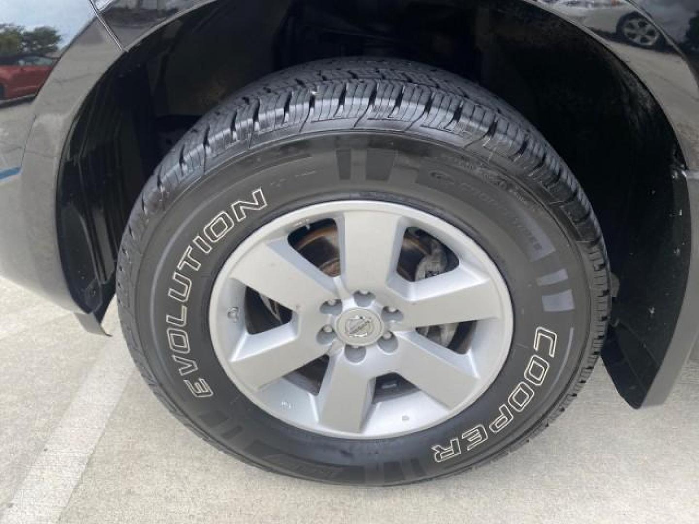2008 Super Black Metallic /Cafe Latte Nissan Pathfinder 4X4 SE 1 OWNER LOW MILES 52,889 (5N1AR18B58C) with an 4.0L DOHC 24-Valve V6 Engine engine, Automatic transmission, located at 4701 North Dixie Hwy, Pompano Beach, FL, 33064, (954) 422-2889, 26.240938, -80.123474 - OUR WEBPAGE FLORIDACARS1.COM HAS OVER 100 PHOTOS AND FREE CARFAX LINK 2008 NISSAN PATHFINDER S VIN: 5N1AR18B58C629944 5 N 1 A R 1 8 B 5 8 C 6 2 9 9 4 4 4 DOOR WAGON/SPORT UTILITY 4.0L V6 F DOHC 24V GASOLINE ALL WHEEL DRIVE Top Features 4WD/AWD Alloy Wheels BOSE Sound System Cloth Seats Fold-Away Thi - Photo#19