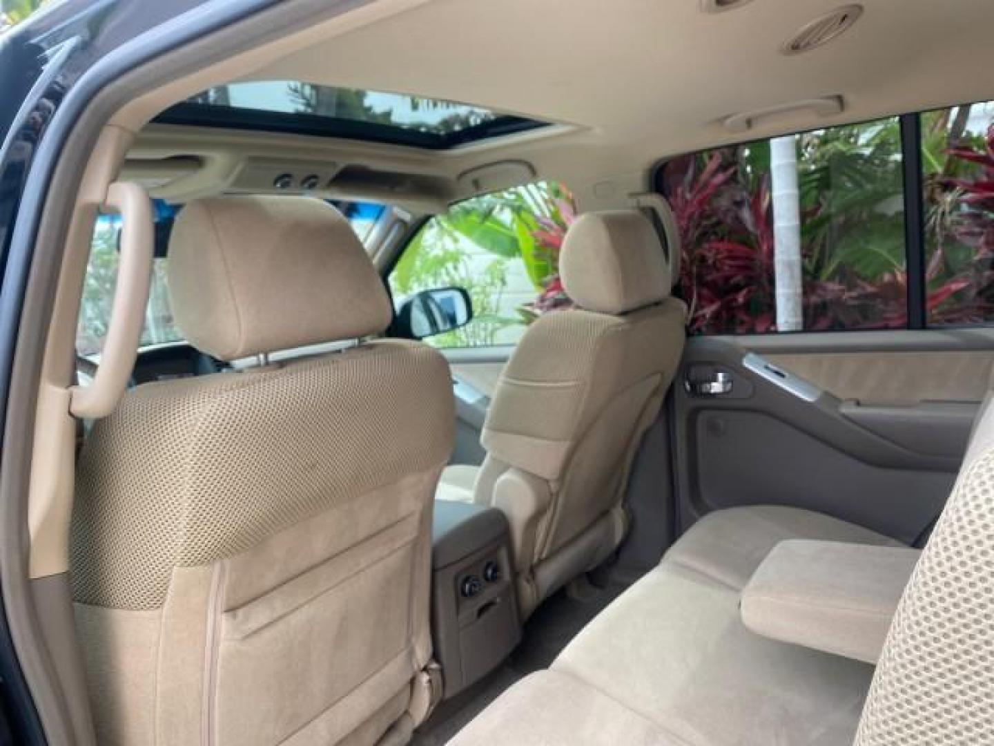 2008 Super Black Metallic /Cafe Latte Nissan Pathfinder 4X4 SE 1 OWNER LOW MILES 52,889 (5N1AR18B58C) with an 4.0L DOHC 24-Valve V6 Engine engine, Automatic transmission, located at 4701 North Dixie Hwy, Pompano Beach, FL, 33064, (954) 422-2889, 26.240938, -80.123474 - OUR WEBPAGE FLORIDACARS1.COM HAS OVER 100 PHOTOS AND FREE CARFAX LINK 2008 NISSAN PATHFINDER S VIN: 5N1AR18B58C629944 5 N 1 A R 1 8 B 5 8 C 6 2 9 9 4 4 4 DOOR WAGON/SPORT UTILITY 4.0L V6 F DOHC 24V GASOLINE ALL WHEEL DRIVE Top Features 4WD/AWD Alloy Wheels BOSE Sound System Cloth Seats Fold-Away Thi - Photo#70