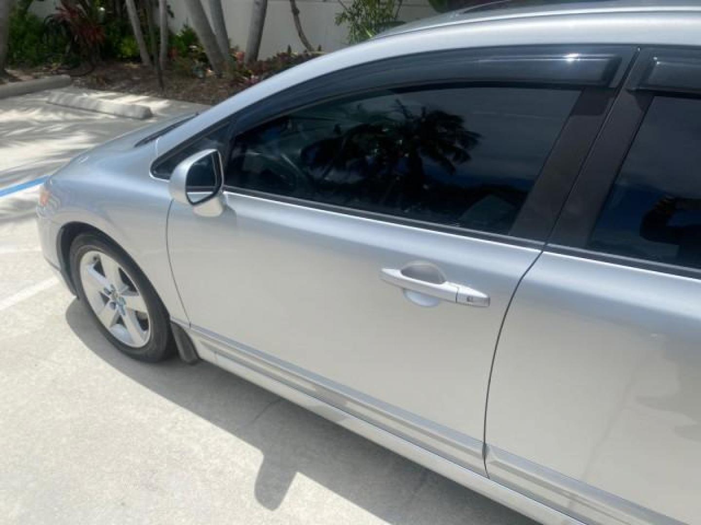 2008 Galaxy Gray Metallic /Gray Honda Civic Sdn 5 SPD EX LOW MILES 45,323 (1HGFA15818L) with an 1.8L SOHC MPFI 16-Valve i-VTEC I4 Engine engine, Manual transmission, located at 4701 North Dixie Hwy, Pompano Beach, FL, 33064, (954) 422-2889, 26.240938, -80.123474 - OUR WEBPAGE FLORIDACARS1.COM HAS OVER 100 PHOTOS AND FREE CARFAX LINK 2008 HONDA CIVIC EX VIN: 1HGFA15818L077404 1 H G F A 1 5 8 1 8 L 0 7 7 4 0 4 SEDAN 4 DR 1.8L I4 F SOHC 16V GASOLINE FRONT WHEEL DRIVE Top Features Alloy Wheels Cloth Seats Sunroof(s) Basic Features ABS Brakes AM/FM Stereo Air Cond - Photo#27
