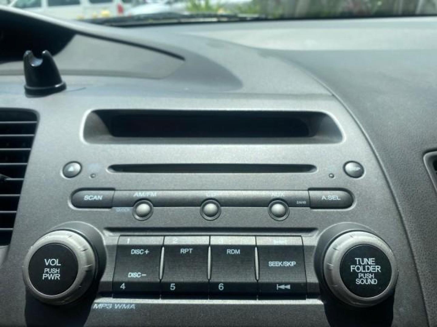 2008 Galaxy Gray Metallic /Gray Honda Civic Sdn 5 SPD EX LOW MILES 45,323 (1HGFA15818L) with an 1.8L SOHC MPFI 16-Valve i-VTEC I4 Engine engine, Manual transmission, located at 4701 North Dixie Hwy, Pompano Beach, FL, 33064, (954) 422-2889, 26.240938, -80.123474 - OUR WEBPAGE FLORIDACARS1.COM HAS OVER 100 PHOTOS AND FREE CARFAX LINK 2008 HONDA CIVIC EX VIN: 1HGFA15818L077404 1 H G F A 1 5 8 1 8 L 0 7 7 4 0 4 SEDAN 4 DR 1.8L I4 F SOHC 16V GASOLINE FRONT WHEEL DRIVE Top Features Alloy Wheels Cloth Seats Sunroof(s) Basic Features ABS Brakes AM/FM Stereo Air Cond - Photo#47