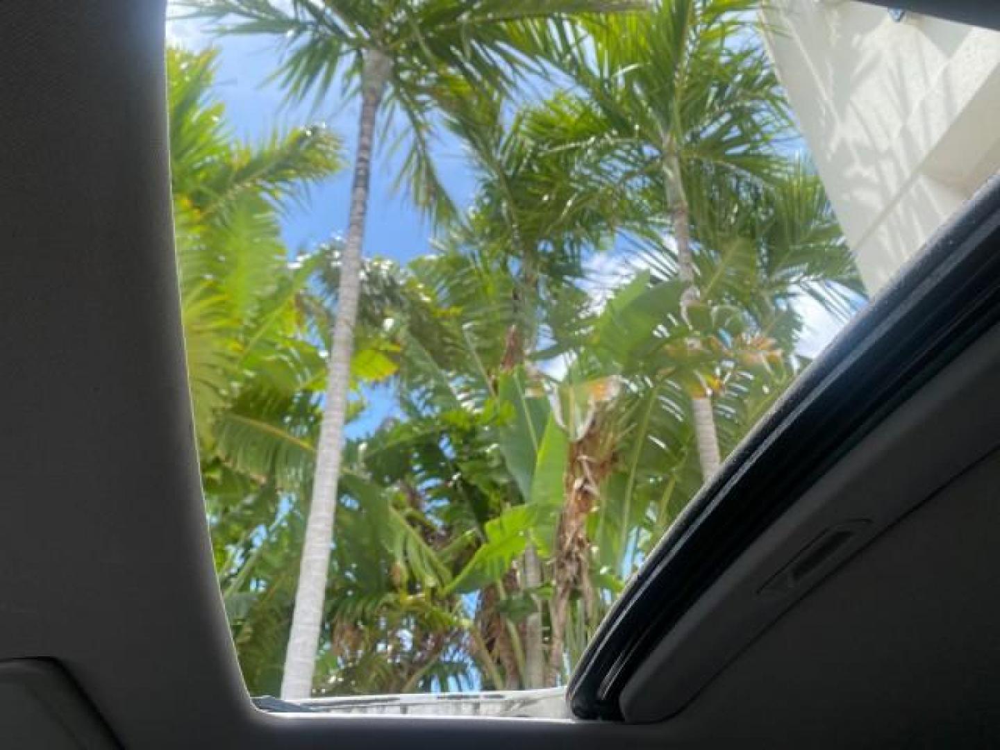 2008 Galaxy Gray Metallic /Gray Honda Civic Sdn 5 SPD EX LOW MILES 45,323 (1HGFA15818L) with an 1.8L SOHC MPFI 16-Valve i-VTEC I4 Engine engine, Manual transmission, located at 4701 North Dixie Hwy, Pompano Beach, FL, 33064, (954) 422-2889, 26.240938, -80.123474 - OUR WEBPAGE FLORIDACARS1.COM HAS OVER 100 PHOTOS AND FREE CARFAX LINK 2008 HONDA CIVIC EX VIN: 1HGFA15818L077404 1 H G F A 1 5 8 1 8 L 0 7 7 4 0 4 SEDAN 4 DR 1.8L I4 F SOHC 16V GASOLINE FRONT WHEEL DRIVE Top Features Alloy Wheels Cloth Seats Sunroof(s) Basic Features ABS Brakes AM/FM Stereo Air Cond - Photo#64