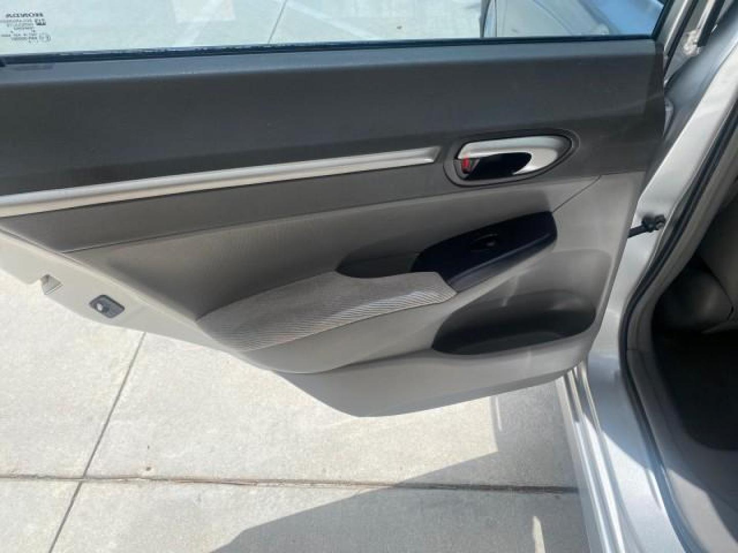 2008 Galaxy Gray Metallic /Gray Honda Civic Sdn 5 SPD EX LOW MILES 45,323 (1HGFA15818L) with an 1.8L SOHC MPFI 16-Valve i-VTEC I4 Engine engine, Manual transmission, located at 4701 North Dixie Hwy, Pompano Beach, FL, 33064, (954) 422-2889, 26.240938, -80.123474 - OUR WEBPAGE FLORIDACARS1.COM HAS OVER 100 PHOTOS AND FREE CARFAX LINK 2008 HONDA CIVIC EX VIN: 1HGFA15818L077404 1 H G F A 1 5 8 1 8 L 0 7 7 4 0 4 SEDAN 4 DR 1.8L I4 F SOHC 16V GASOLINE FRONT WHEEL DRIVE Top Features Alloy Wheels Cloth Seats Sunroof(s) Basic Features ABS Brakes AM/FM Stereo Air Cond - Photo#68
