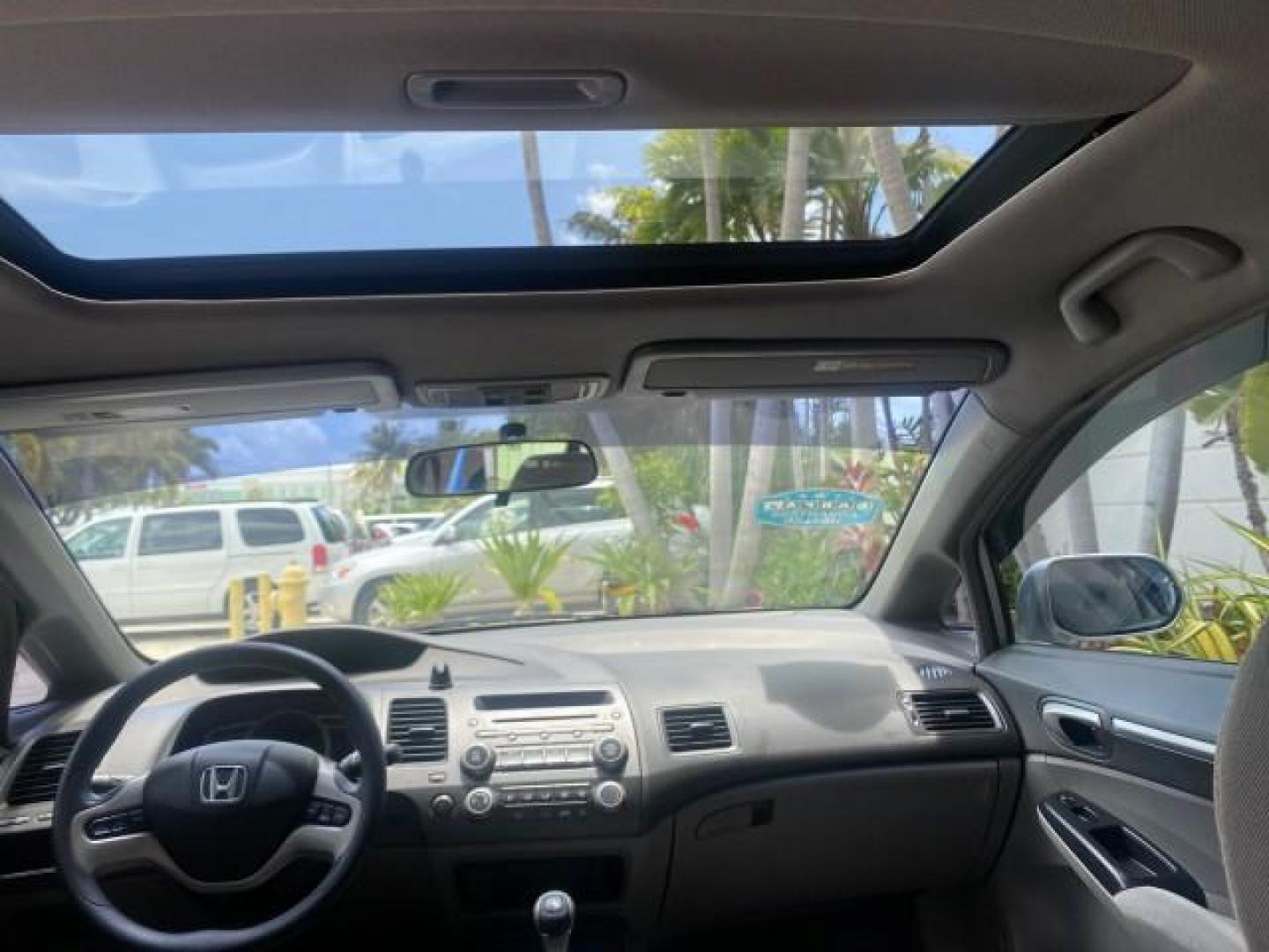 2008 Galaxy Gray Metallic /Gray Honda Civic Sdn 5 SPD EX LOW MILES 45,323 (1HGFA15818L) with an 1.8L SOHC MPFI 16-Valve i-VTEC I4 Engine engine, Manual transmission, located at 4701 North Dixie Hwy, Pompano Beach, FL, 33064, (954) 422-2889, 26.240938, -80.123474 - OUR WEBPAGE FLORIDACARS1.COM HAS OVER 100 PHOTOS AND FREE CARFAX LINK 2008 HONDA CIVIC EX VIN: 1HGFA15818L077404 1 H G F A 1 5 8 1 8 L 0 7 7 4 0 4 SEDAN 4 DR 1.8L I4 F SOHC 16V GASOLINE FRONT WHEEL DRIVE Top Features Alloy Wheels Cloth Seats Sunroof(s) Basic Features ABS Brakes AM/FM Stereo Air Cond - Photo#74