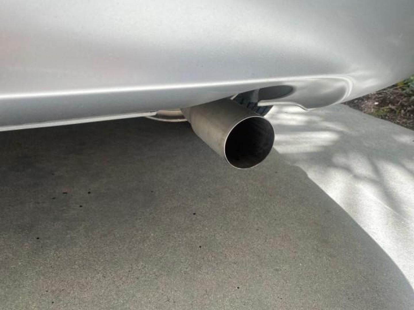 2008 Galaxy Gray Metallic /Gray Honda Civic Sdn 5 SPD EX LOW MILES 45,323 (1HGFA15818L) with an 1.8L SOHC MPFI 16-Valve i-VTEC I4 Engine engine, Manual transmission, located at 4701 North Dixie Hwy, Pompano Beach, FL, 33064, (954) 422-2889, 26.240938, -80.123474 - OUR WEBPAGE FLORIDACARS1.COM HAS OVER 100 PHOTOS AND FREE CARFAX LINK 2008 HONDA CIVIC EX VIN: 1HGFA15818L077404 1 H G F A 1 5 8 1 8 L 0 7 7 4 0 4 SEDAN 4 DR 1.8L I4 F SOHC 16V GASOLINE FRONT WHEEL DRIVE Top Features Alloy Wheels Cloth Seats Sunroof(s) Basic Features ABS Brakes AM/FM Stereo Air Cond - Photo#87