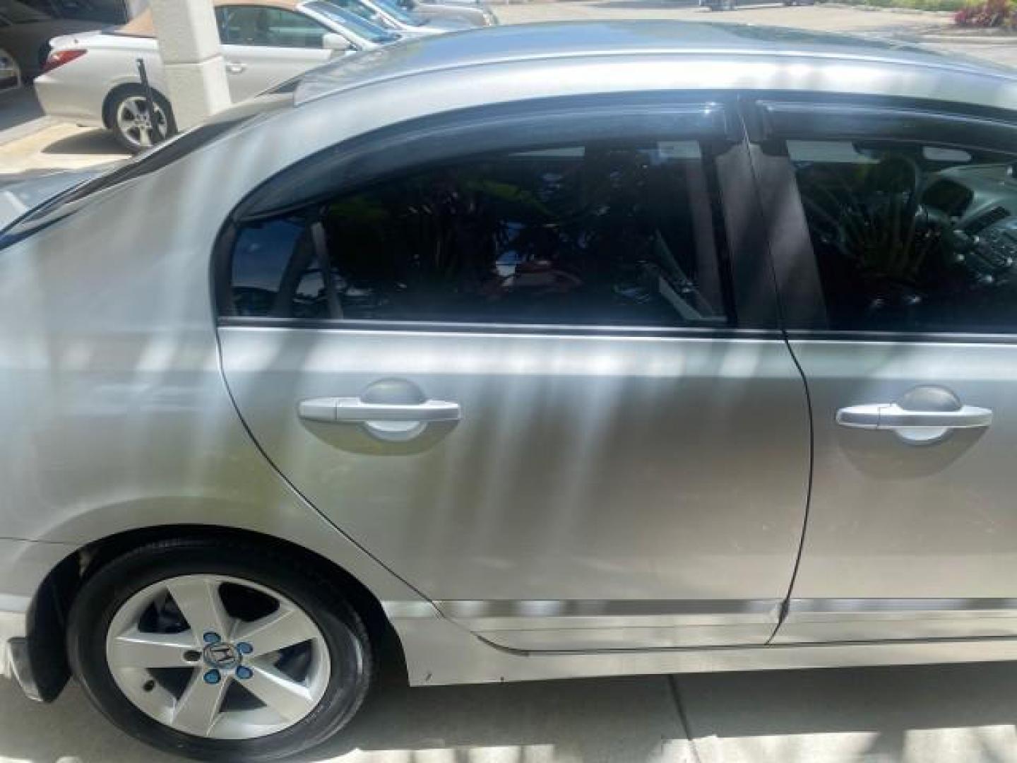 2008 Galaxy Gray Metallic /Gray Honda Civic Sdn 5 SPD EX LOW MILES 45,323 (1HGFA15818L) with an 1.8L SOHC MPFI 16-Valve i-VTEC I4 Engine engine, Manual transmission, located at 4701 North Dixie Hwy, Pompano Beach, FL, 33064, (954) 422-2889, 26.240938, -80.123474 - OUR WEBPAGE FLORIDACARS1.COM HAS OVER 100 PHOTOS AND FREE CARFAX LINK 2008 HONDA CIVIC EX VIN: 1HGFA15818L077404 1 H G F A 1 5 8 1 8 L 0 7 7 4 0 4 SEDAN 4 DR 1.8L I4 F SOHC 16V GASOLINE FRONT WHEEL DRIVE Top Features Alloy Wheels Cloth Seats Sunroof(s) Basic Features ABS Brakes AM/FM Stereo Air Cond - Photo#90