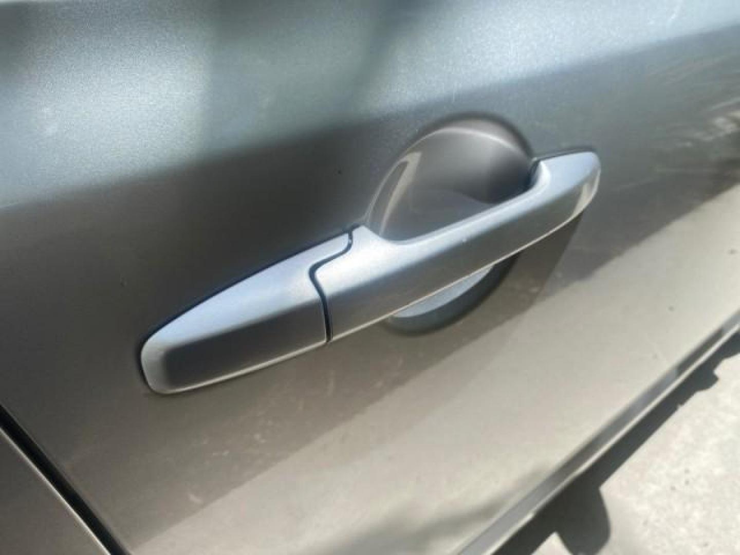 2008 Galaxy Gray Metallic /Gray Honda Civic Sdn 5 SPD EX LOW MILES 45,323 (1HGFA15818L) with an 1.8L SOHC MPFI 16-Valve i-VTEC I4 Engine engine, Manual transmission, located at 4701 North Dixie Hwy, Pompano Beach, FL, 33064, (954) 422-2889, 26.240938, -80.123474 - OUR WEBPAGE FLORIDACARS1.COM HAS OVER 100 PHOTOS AND FREE CARFAX LINK 2008 HONDA CIVIC EX VIN: 1HGFA15818L077404 1 H G F A 1 5 8 1 8 L 0 7 7 4 0 4 SEDAN 4 DR 1.8L I4 F SOHC 16V GASOLINE FRONT WHEEL DRIVE Top Features Alloy Wheels Cloth Seats Sunroof(s) Basic Features ABS Brakes AM/FM Stereo Air Cond - Photo#99