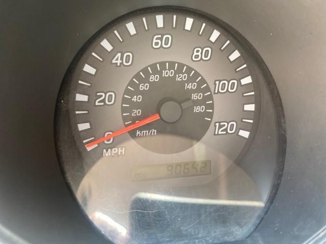 2002 Silver Ice Metallic /Gray Nissan Frontier 2WD XE XCAB 5 SPD AC 4 CYL (1N6DD26S42C) with an 2.4L DOHC SMPI 16-Valve 4-Cyl Engine engine, Manual transmission, located at 4701 North Dixie Hwy, Pompano Beach, FL, 33064, (954) 422-2889, 26.240938, -80.123474 - OUR WEBPAGE FLORIDACARS1.COM HAS OVER 100 PHOTOS AND FREE CARFAX LINK 2002 NISSAN FRONTIER XE 4 CYL 5 SPD VIN: 1N6DD26S42C374720 1 N 6 D D 2 6 S 4 2 C 3 7 4 7 2 0 CLUB CAB PICKUP 2.4L I4 F DOHC 16V GASOLINE REAR WHEEL DRIVE Top Features Alloy Wheels Bed Liner Cloth Seats Tow Hitch Basic Features ABS - Photo#18