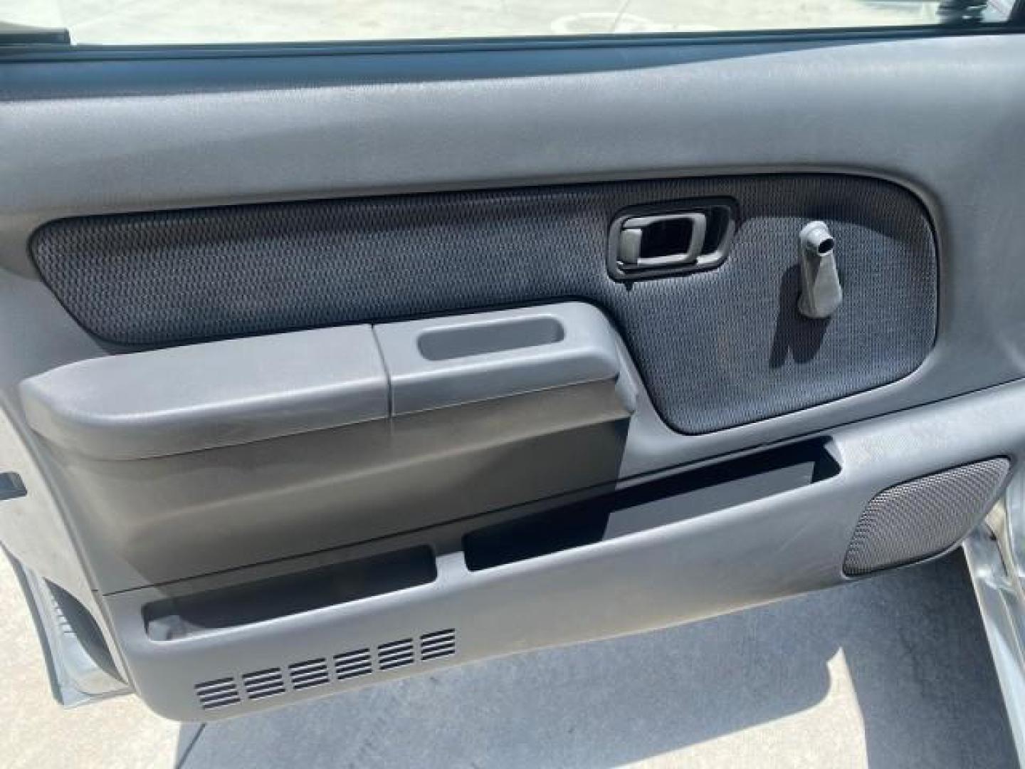 2002 Just Blue Metallic /Gray Nissan Frontier 2WD XE XCAB 5 SPD AC 4 CYL (1N6DD26S42C) with an 2.4L DOHC SMPI 16-Valve 4-Cyl Engine engine, Manual transmission, located at 4701 North Dixie Hwy, Pompano Beach, FL, 33064, (954) 422-2889, 26.240938, -80.123474 - OUR WEBPAGE FLORIDACARS1.COM HAS OVER 100 PHOTOS AND FREE CARFAX LINK 2002 NISSAN FRONTIER XE 4 CYL 5 SPD VIN: 1N6DD26S42C374720 1 N 6 D D 2 6 S 4 2 C 3 7 4 7 2 0 CLUB CAB PICKUP 2.4L I4 F DOHC 16V GASOLINE REAR WHEEL DRIVE Top Features Alloy Wheels Bed Liner Cloth Seats Tow Hitch Basic Features ABS - Photo#31