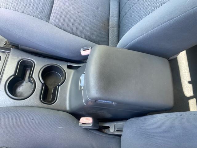 2002 Silver Ice Metallic /Gray Nissan Frontier 2WD XE XCAB 5 SPD AC 4 CYL (1N6DD26S42C) with an 2.4L DOHC SMPI 16-Valve 4-Cyl Engine engine, Manual transmission, located at 4701 North Dixie Hwy, Pompano Beach, FL, 33064, (954) 422-2889, 26.240938, -80.123474 - OUR WEBPAGE FLORIDACARS1.COM HAS OVER 100 PHOTOS AND FREE CARFAX LINK 2002 NISSAN FRONTIER XE 4 CYL 5 SPD VIN: 1N6DD26S42C374720 1 N 6 D D 2 6 S 4 2 C 3 7 4 7 2 0 CLUB CAB PICKUP 2.4L I4 F DOHC 16V GASOLINE REAR WHEEL DRIVE Top Features Alloy Wheels Bed Liner Cloth Seats Tow Hitch Basic Features ABS - Photo#50