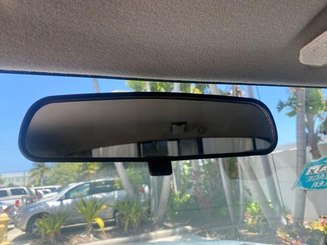 2002 Silver Ice Metallic /Gray Nissan Frontier 2WD XE XCAB 5 SPD AC 4 CYL (1N6DD26S42C) with an 2.4L DOHC SMPI 16-Valve 4-Cyl Engine engine, Manual transmission, located at 4701 North Dixie Hwy, Pompano Beach, FL, 33064, (954) 422-2889, 26.240938, -80.123474 - OUR WEBPAGE FLORIDACARS1.COM HAS OVER 100 PHOTOS AND FREE CARFAX LINK 2002 NISSAN FRONTIER XE 4 CYL 5 SPD VIN: 1N6DD26S42C374720 1 N 6 D D 2 6 S 4 2 C 3 7 4 7 2 0 CLUB CAB PICKUP 2.4L I4 F DOHC 16V GASOLINE REAR WHEEL DRIVE Top Features Alloy Wheels Bed Liner Cloth Seats Tow Hitch Basic Features ABS - Photo#54