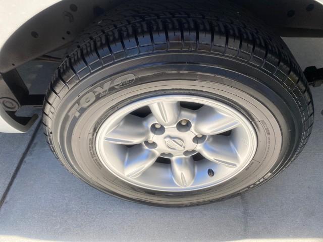 2002 Silver Ice Metallic /Gray Nissan Frontier 2WD XE XCAB 5 SPD AC 4 CYL (1N6DD26S42C) with an 2.4L DOHC SMPI 16-Valve 4-Cyl Engine engine, Manual transmission, located at 4701 North Dixie Hwy, Pompano Beach, FL, 33064, (954) 422-2889, 26.240938, -80.123474 - OUR WEBPAGE FLORIDACARS1.COM HAS OVER 100 PHOTOS AND FREE CARFAX LINK 2002 NISSAN FRONTIER XE 4 CYL 5 SPD VIN: 1N6DD26S42C374720 1 N 6 D D 2 6 S 4 2 C 3 7 4 7 2 0 CLUB CAB PICKUP 2.4L I4 F DOHC 16V GASOLINE REAR WHEEL DRIVE Top Features Alloy Wheels Bed Liner Cloth Seats Tow Hitch Basic Features ABS - Photo#60