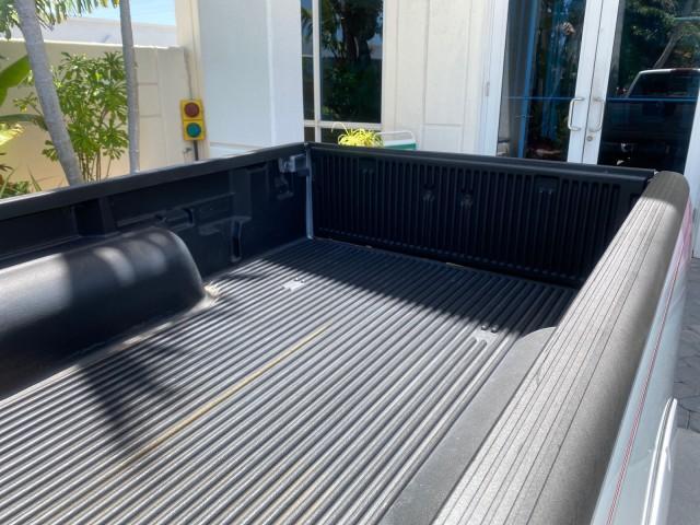 2002 Silver Ice Metallic /Gray Nissan Frontier 2WD XE XCAB 5 SPD AC 4 CYL (1N6DD26S42C) with an 2.4L DOHC SMPI 16-Valve 4-Cyl Engine engine, Manual transmission, located at 4701 North Dixie Hwy, Pompano Beach, FL, 33064, (954) 422-2889, 26.240938, -80.123474 - OUR WEBPAGE FLORIDACARS1.COM HAS OVER 100 PHOTOS AND FREE CARFAX LINK 2002 NISSAN FRONTIER XE 4 CYL 5 SPD VIN: 1N6DD26S42C374720 1 N 6 D D 2 6 S 4 2 C 3 7 4 7 2 0 CLUB CAB PICKUP 2.4L I4 F DOHC 16V GASOLINE REAR WHEEL DRIVE Top Features Alloy Wheels Bed Liner Cloth Seats Tow Hitch Basic Features ABS - Photo#65