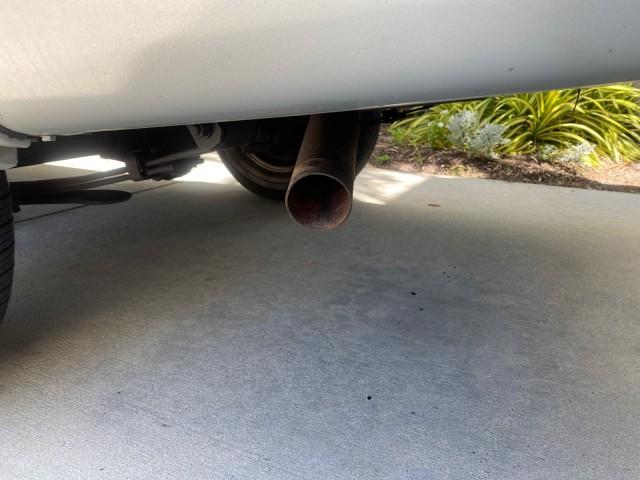 2002 Silver Ice Metallic /Gray Nissan Frontier 2WD XE XCAB 5 SPD AC 4 CYL (1N6DD26S42C) with an 2.4L DOHC SMPI 16-Valve 4-Cyl Engine engine, Manual transmission, located at 4701 North Dixie Hwy, Pompano Beach, FL, 33064, (954) 422-2889, 26.240938, -80.123474 - OUR WEBPAGE FLORIDACARS1.COM HAS OVER 100 PHOTOS AND FREE CARFAX LINK 2002 NISSAN FRONTIER XE 4 CYL 5 SPD VIN: 1N6DD26S42C374720 1 N 6 D D 2 6 S 4 2 C 3 7 4 7 2 0 CLUB CAB PICKUP 2.4L I4 F DOHC 16V GASOLINE REAR WHEEL DRIVE Top Features Alloy Wheels Bed Liner Cloth Seats Tow Hitch Basic Features ABS - Photo#79