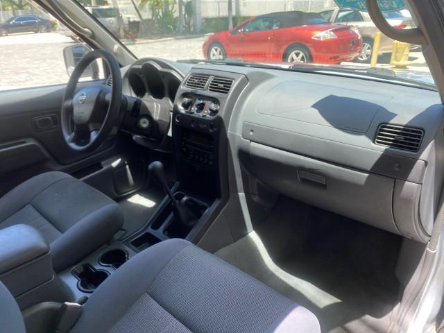 2002 Silver Ice Metallic /Gray Nissan Frontier 2WD XE XCAB 5 SPD AC 4 CYL (1N6DD26S42C) with an 2.4L DOHC SMPI 16-Valve 4-Cyl Engine engine, Manual transmission, located at 4701 North Dixie Hwy, Pompano Beach, FL, 33064, (954) 422-2889, 26.240938, -80.123474 - OUR WEBPAGE FLORIDACARS1.COM HAS OVER 100 PHOTOS AND FREE CARFAX LINK 2002 NISSAN FRONTIER XE 4 CYL 5 SPD VIN: 1N6DD26S42C374720 1 N 6 D D 2 6 S 4 2 C 3 7 4 7 2 0 CLUB CAB PICKUP 2.4L I4 F DOHC 16V GASOLINE REAR WHEEL DRIVE Top Features Alloy Wheels Bed Liner Cloth Seats Tow Hitch Basic Features ABS - Photo#95