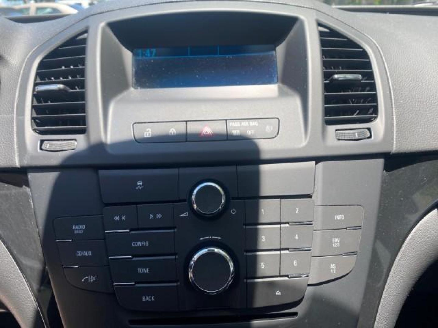 2011 Quicksilver Metallic /Ebony Buick Regal CXL LOW MILES 66,819 (W04GN5EC3B1) with an 2.4L Ecotec DOHC 4-Cyl SIDI Spark Ignition DI Engine engine, Automatic transmission, located at 4701 North Dixie Hwy, Pompano Beach, FL, 33064, (954) 422-2889, 26.240938, -80.123474 - OUR WEBPAGE FLORIDACARS1.COM HAS OVER 100 PHOTOS AND FREE CARFAX LINK 2011 BUICK REGAL CXL VIN: W04GN5EC3B1005460 W 0 4 G N 5 E C 3 B 1 0 0 5 4 6 0 SEDAN 4 DR 2.4L I4 F DOHC 16V 30 MPG GASOLINE FRONT WHEEL DRIVE Top Features Alloy Wheels Bluetooth Technology Comfort Package Convenience Package Front - Photo#46