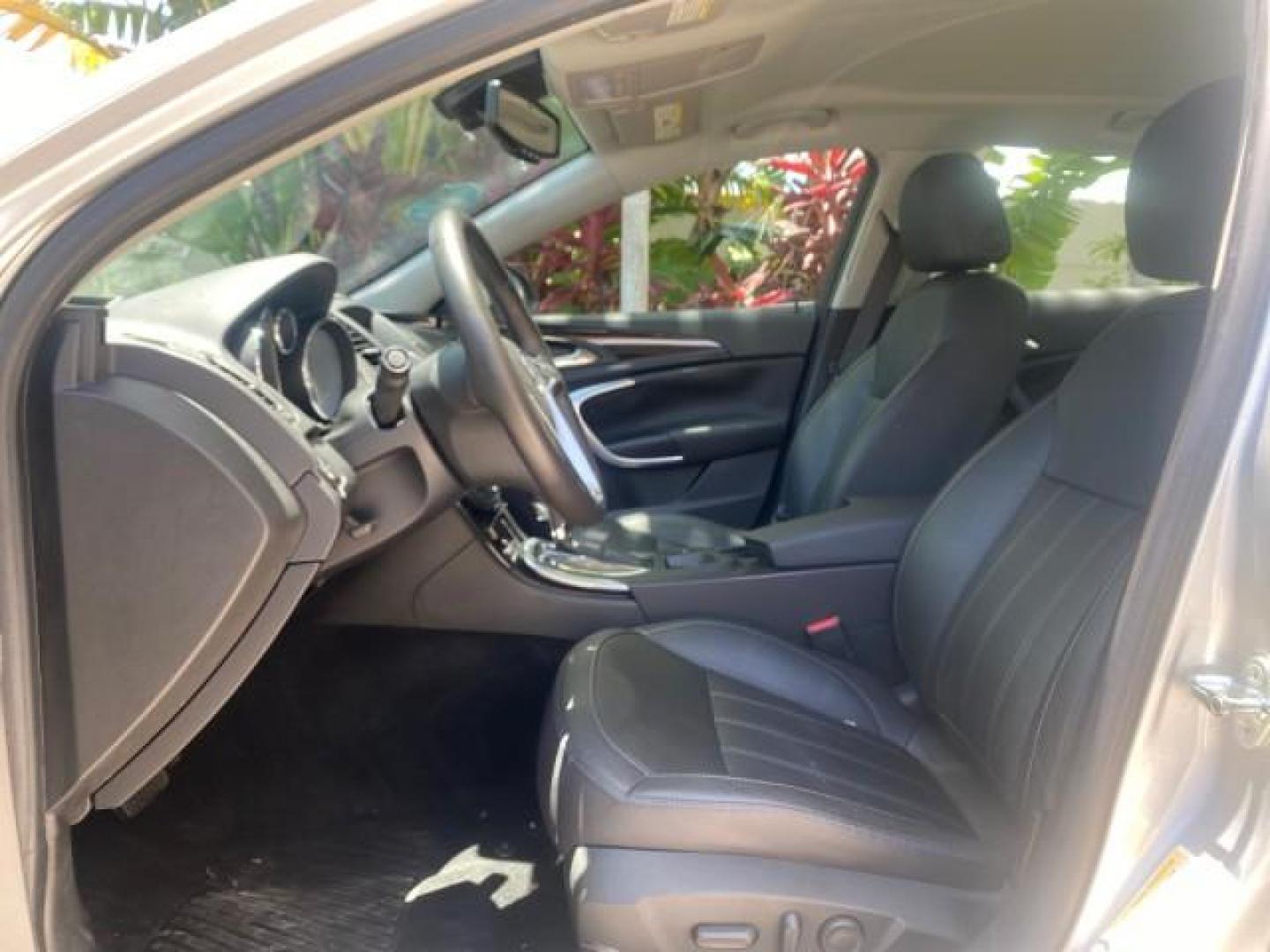 2011 Quicksilver Metallic /Ebony Buick Regal CXL LOW MILES 66,819 (W04GN5EC3B1) with an 2.4L Ecotec DOHC 4-Cyl SIDI Spark Ignition DI Engine engine, Automatic transmission, located at 4701 North Dixie Hwy, Pompano Beach, FL, 33064, (954) 422-2889, 26.240938, -80.123474 - OUR WEBPAGE FLORIDACARS1.COM HAS OVER 100 PHOTOS AND FREE CARFAX LINK 2011 BUICK REGAL CXL VIN: W04GN5EC3B1005460 W 0 4 G N 5 E C 3 B 1 0 0 5 4 6 0 SEDAN 4 DR 2.4L I4 F DOHC 16V 30 MPG GASOLINE FRONT WHEEL DRIVE Top Features Alloy Wheels Bluetooth Technology Comfort Package Convenience Package Front - Photo#32