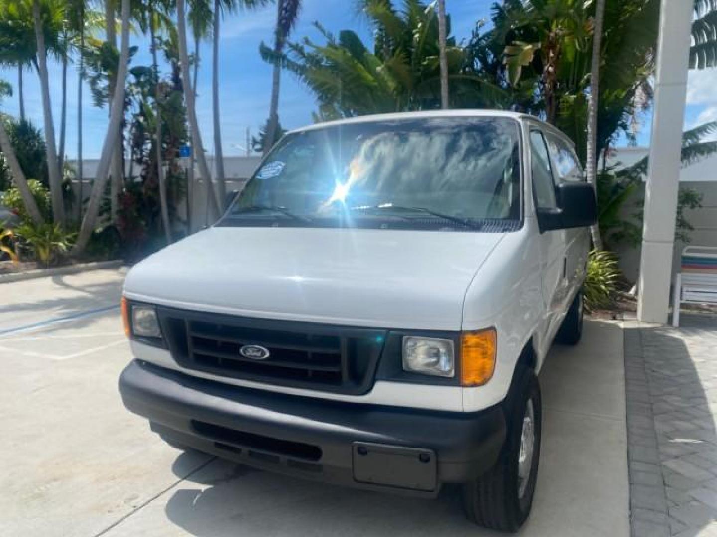 2006 Oxford White /Medium Flint Ford Econoline Cargo Van E350 LOW MILES 66,160 (1FTSE34L56D) with an 5.4L SOHC EFI V8 Triton Engine engine, Automatic transmission, located at 4701 North Dixie Hwy, Pompano Beach, FL, 33064, (954) 422-2889, 26.240938, -80.123474 - OUR WEBPAGE FLORIDACARS1.COM HAS OVER 100 PHOTOS AND FREE CARFAX LINK 2006 FORD E-SERIES E-350 SD CARGO VIN: 1FTSE34L56DB06011 1 F T S E 3 4 L 5 6 D B 0 6 0 1 1 VAN 5.4L V8 F GASOLINE REAR WHEEL DRIVE Top Features Vinyl Seats Basic Features ABS Brakes AM/FM Stereo Air Conditioning Automatic Transmis - Photo#3