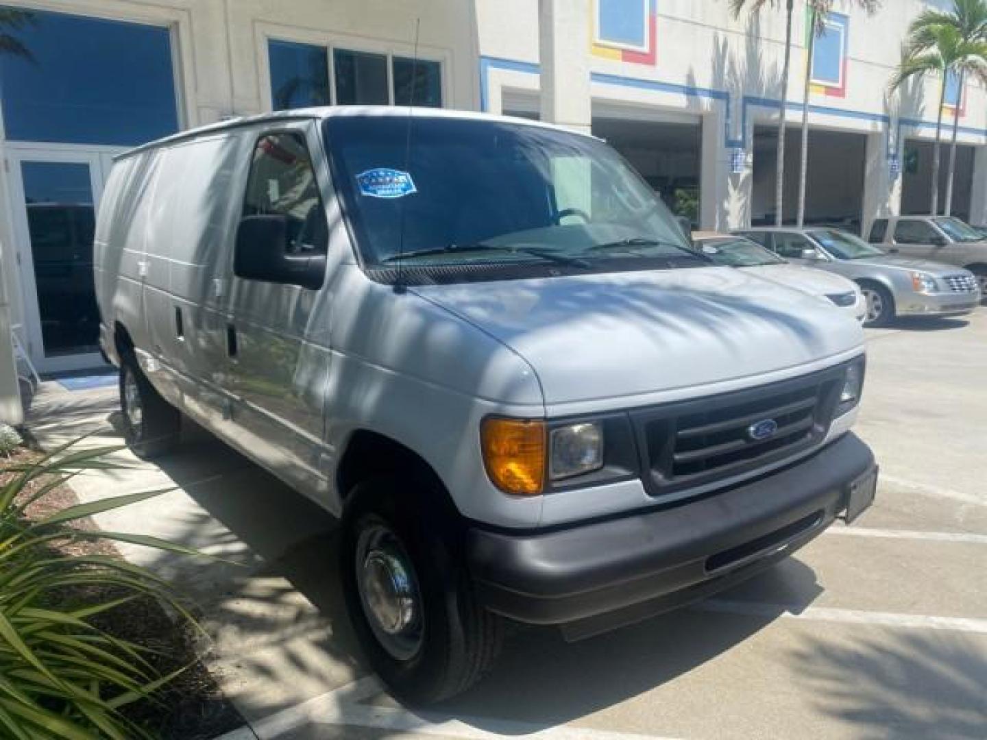2006 Oxford White /Medium Flint Ford Econoline Cargo Van E350 LOW MILES 66,160 (1FTSE34L56D) with an 5.4L SOHC EFI V8 Triton Engine engine, Automatic transmission, located at 4701 North Dixie Hwy, Pompano Beach, FL, 33064, (954) 422-2889, 26.240938, -80.123474 - OUR WEBPAGE FLORIDACARS1.COM HAS OVER 100 PHOTOS AND FREE CARFAX LINK 2006 FORD E-SERIES E-350 SD CARGO VIN: 1FTSE34L56DB06011 1 F T S E 3 4 L 5 6 D B 0 6 0 1 1 VAN 5.4L V8 F GASOLINE REAR WHEEL DRIVE Top Features Vinyl Seats Basic Features ABS Brakes AM/FM Stereo Air Conditioning Automatic Transmis - Photo#24
