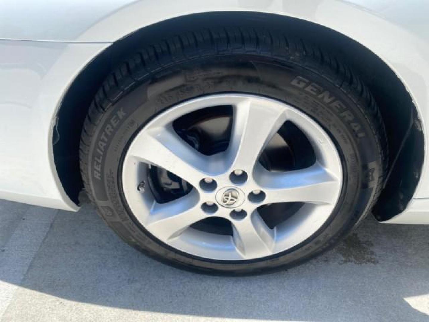 2008 Blizzard White Pearl /Ivory Toyota Camry Solara SLE LOW MILES 66,913 (4T1FA38P08U) with an 3.3L DOHC SMPI VVT-i 24-Valve V6 Engine engine, Automatic transmission, located at 4701 North Dixie Hwy, Pompano Beach, FL, 33064, (954) 422-2889, 26.240938, -80.123474 - OUR WEBPAGE FLORIDACARS1.COM HAS OVER 100 PHOTOS AND FREE CARFAX LINK 2008 TOYOTA CAMRY SOLARA SLE V6 PEARL WHITE IMMACULATE NONSMOKERS VIN: 4T1FA38P08U152807 4 T 1 F A 3 8 P 0 8 U 1 5 2 8 0 7 CONVERTIBLE 3.3L V6 F DOHC 24V 29MPG GASOLINE FRONT WHEEL DRIVE THE DASH HAS NO CRACKS LOOKS ALL ORIGINAL! - Photo#19
