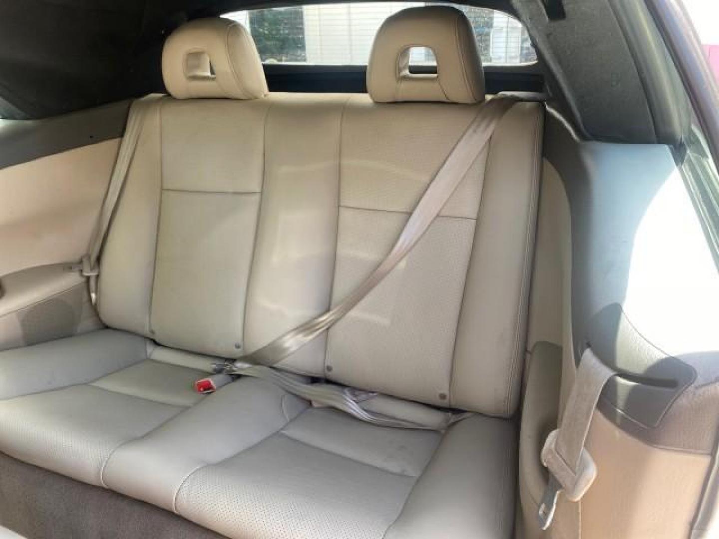 2008 Blizzard White Pearl /Ivory Toyota Camry Solara SLE LOW MILES 66,913 (4T1FA38P08U) with an 3.3L DOHC SMPI VVT-i 24-Valve V6 Engine engine, Automatic transmission, located at 4701 North Dixie Hwy, Pompano Beach, FL, 33064, (954) 422-2889, 26.240938, -80.123474 - OUR WEBPAGE FLORIDACARS1.COM HAS OVER 100 PHOTOS AND FREE CARFAX LINK 2008 TOYOTA CAMRY SOLARA SLE V6 PEARL WHITE IMMACULATE NONSMOKERS VIN: 4T1FA38P08U152807 4 T 1 F A 3 8 P 0 8 U 1 5 2 8 0 7 CONVERTIBLE 3.3L V6 F DOHC 24V 29MPG GASOLINE FRONT WHEEL DRIVE THE DASH HAS NO CRACKS LOOKS ALL ORIGINAL! - Photo#62