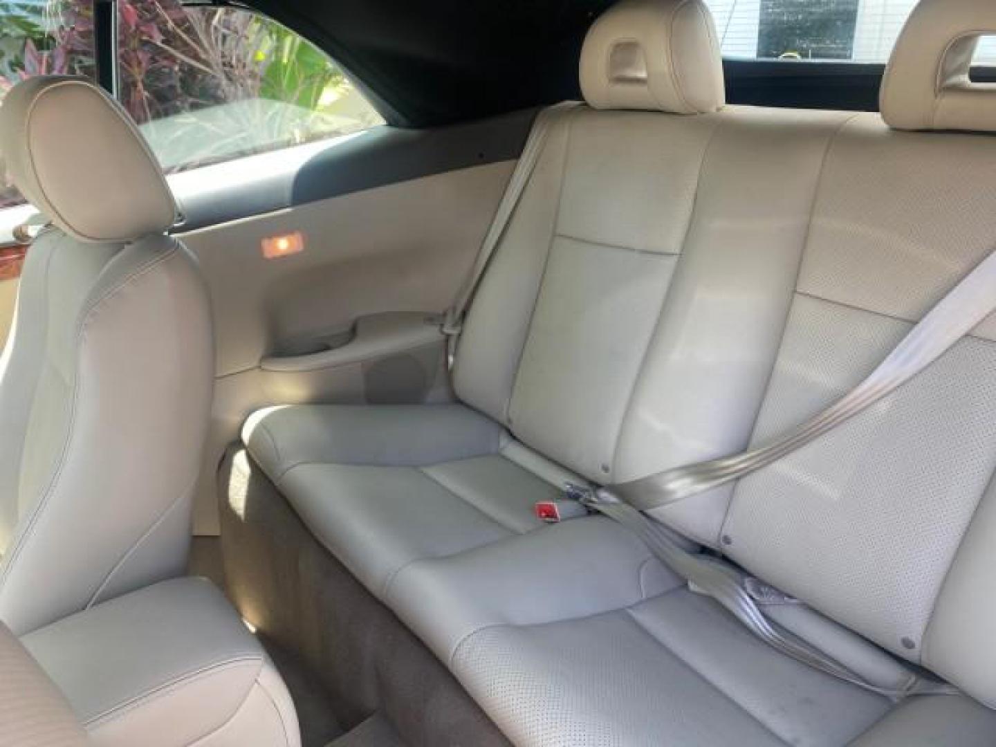 2008 Blizzard White Pearl /Ivory Toyota Camry Solara SLE LOW MILES 66,913 (4T1FA38P08U) with an 3.3L DOHC SMPI VVT-i 24-Valve V6 Engine engine, Automatic transmission, located at 4701 North Dixie Hwy, Pompano Beach, FL, 33064, (954) 422-2889, 26.240938, -80.123474 - OUR WEBPAGE FLORIDACARS1.COM HAS OVER 100 PHOTOS AND FREE CARFAX LINK 2008 TOYOTA CAMRY SOLARA SLE V6 PEARL WHITE IMMACULATE NONSMOKERS VIN: 4T1FA38P08U152807 4 T 1 F A 3 8 P 0 8 U 1 5 2 8 0 7 CONVERTIBLE 3.3L V6 F DOHC 24V 29MPG GASOLINE FRONT WHEEL DRIVE THE DASH HAS NO CRACKS LOOKS ALL ORIGINAL! - Photo#63