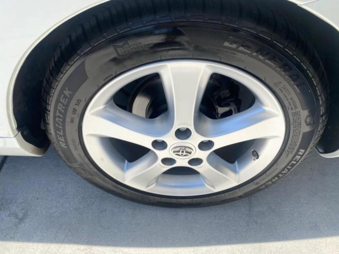 2008 Blizzard White Pearl /Ivory Toyota Camry Solara SLE LOW MILES 66,913 (4T1FA38P08U) with an 3.3L DOHC SMPI VVT-i 24-Valve V6 Engine engine, Automatic transmission, located at 4701 North Dixie Hwy, Pompano Beach, FL, 33064, (954) 422-2889, 26.240938, -80.123474 - OUR WEBPAGE FLORIDACARS1.COM HAS OVER 100 PHOTOS AND FREE CARFAX LINK 2008 TOYOTA CAMRY SOLARA SLE V6 PEARL WHITE IMMACULATE NONSMOKERS VIN: 4T1FA38P08U152807 4 T 1 F A 3 8 P 0 8 U 1 5 2 8 0 7 CONVERTIBLE 3.3L V6 F DOHC 24V 29MPG GASOLINE FRONT WHEEL DRIVE THE DASH HAS NO CRACKS LOOKS ALL ORIGINAL! - Photo#70