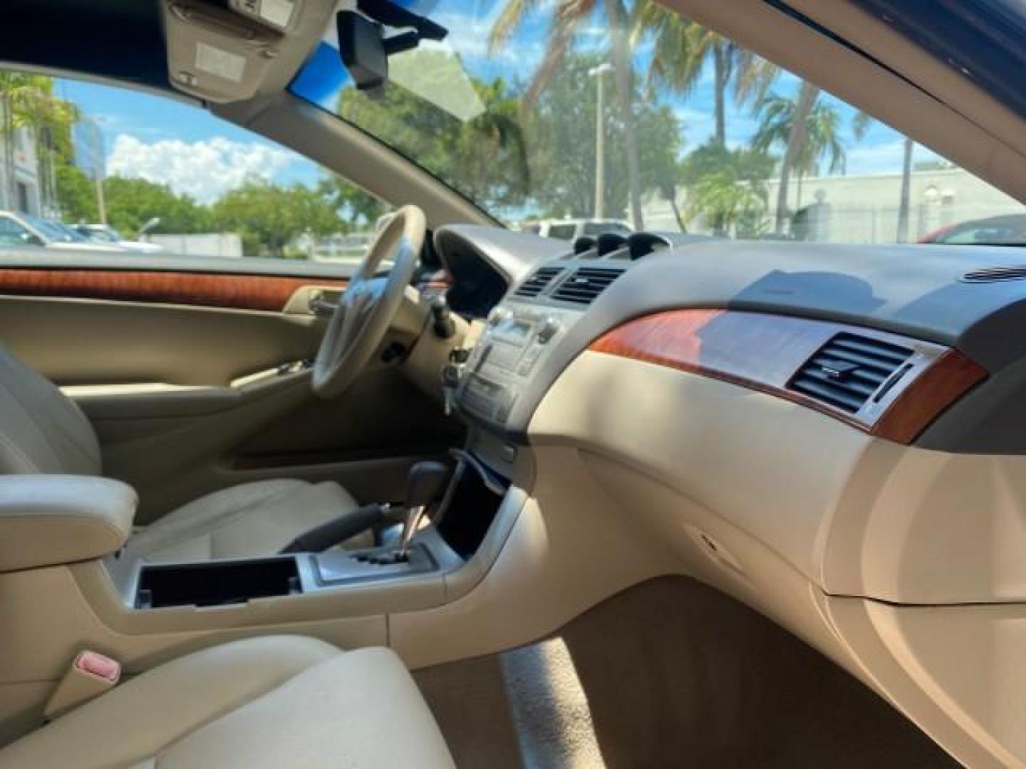 2008 Blizzard White Pearl /Ivory Toyota Camry Solara SLE LOW MILES 66,913 (4T1FA38P08U) with an 3.3L DOHC SMPI VVT-i 24-Valve V6 Engine engine, Automatic transmission, located at 4701 North Dixie Hwy, Pompano Beach, FL, 33064, (954) 422-2889, 26.240938, -80.123474 - OUR WEBPAGE FLORIDACARS1.COM HAS OVER 100 PHOTOS AND FREE CARFAX LINK 2008 TOYOTA CAMRY SOLARA SLE V6 PEARL WHITE IMMACULATE NONSMOKERS VIN: 4T1FA38P08U152807 4 T 1 F A 3 8 P 0 8 U 1 5 2 8 0 7 CONVERTIBLE 3.3L V6 F DOHC 24V 29MPG GASOLINE FRONT WHEEL DRIVE THE DASH HAS NO CRACKS LOOKS ALL ORIGINAL! - Photo#93