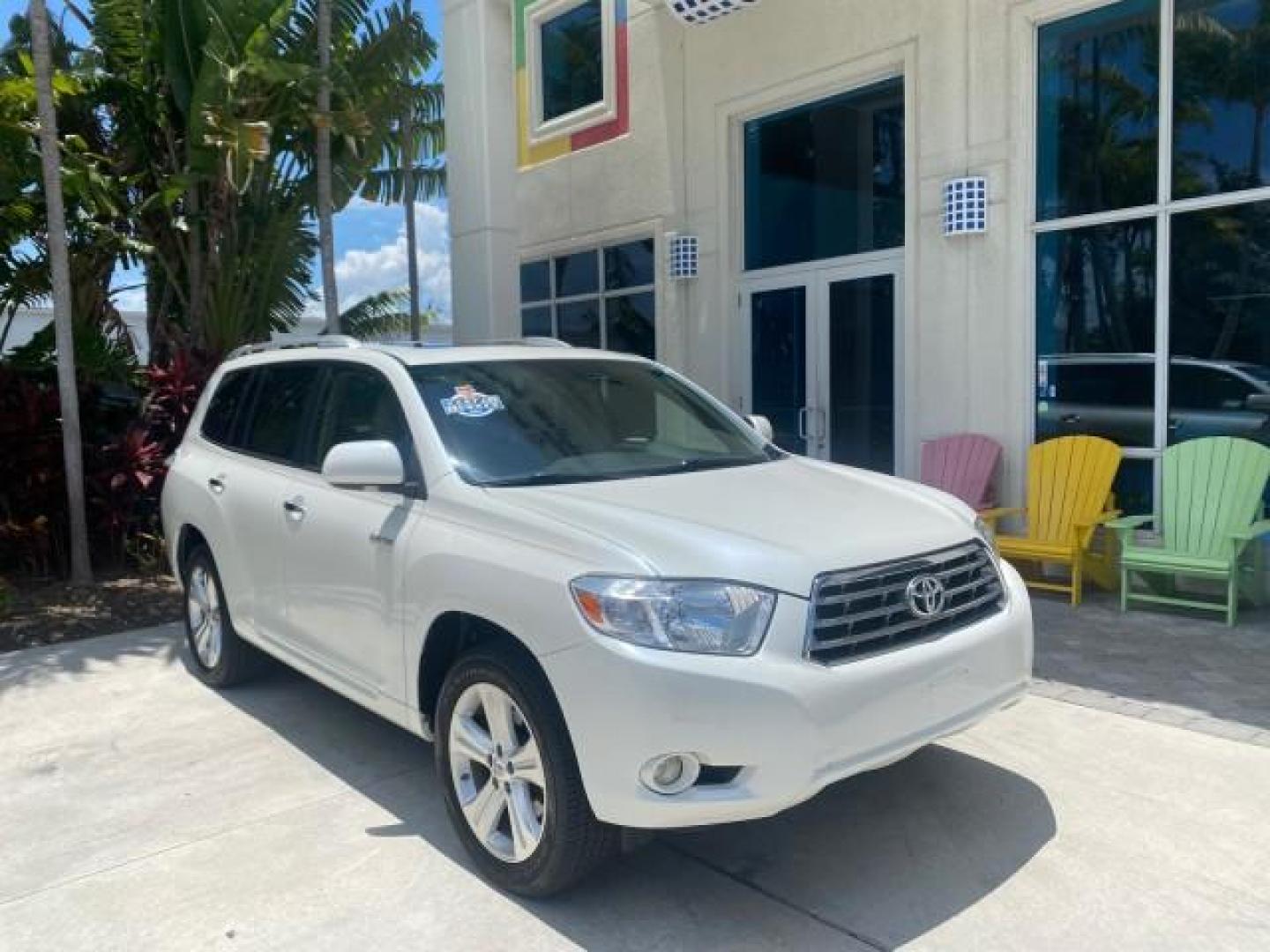 2009 Blizzard Pearl /Sand beige Toyota Highlander Limited 4WD 1 OWNER FLORIDA (JTEES42A192) with an 3.5L DOHC 24-Valve VVT-i V6 Engine engine, Automatic transmission, located at 4701 North Dixie Hwy, Pompano Beach, FL, 33064, (954) 422-2889, 26.240938, -80.123474 - OUR WEBPAGE FLORIDACARS1.COM HAS OVER 100 PHOTOS AND FREE CARFAX LINK 2009 TOYOTA HIGHLANDER LIMITED PEARL WHITE ALL ORIGINAL PAINT VIN: JTEES42A192148040 J T E E S 4 2 A 1 9 2 1 4 8 0 4 0 4 DOOR WAGON/SPORT UTILITY 3.5L V6 F DOHC 24V GASOLINE ALL WHEEL DRIVE Top Features 4WD/AWD Alloy Wheels Fold-A - Photo#1